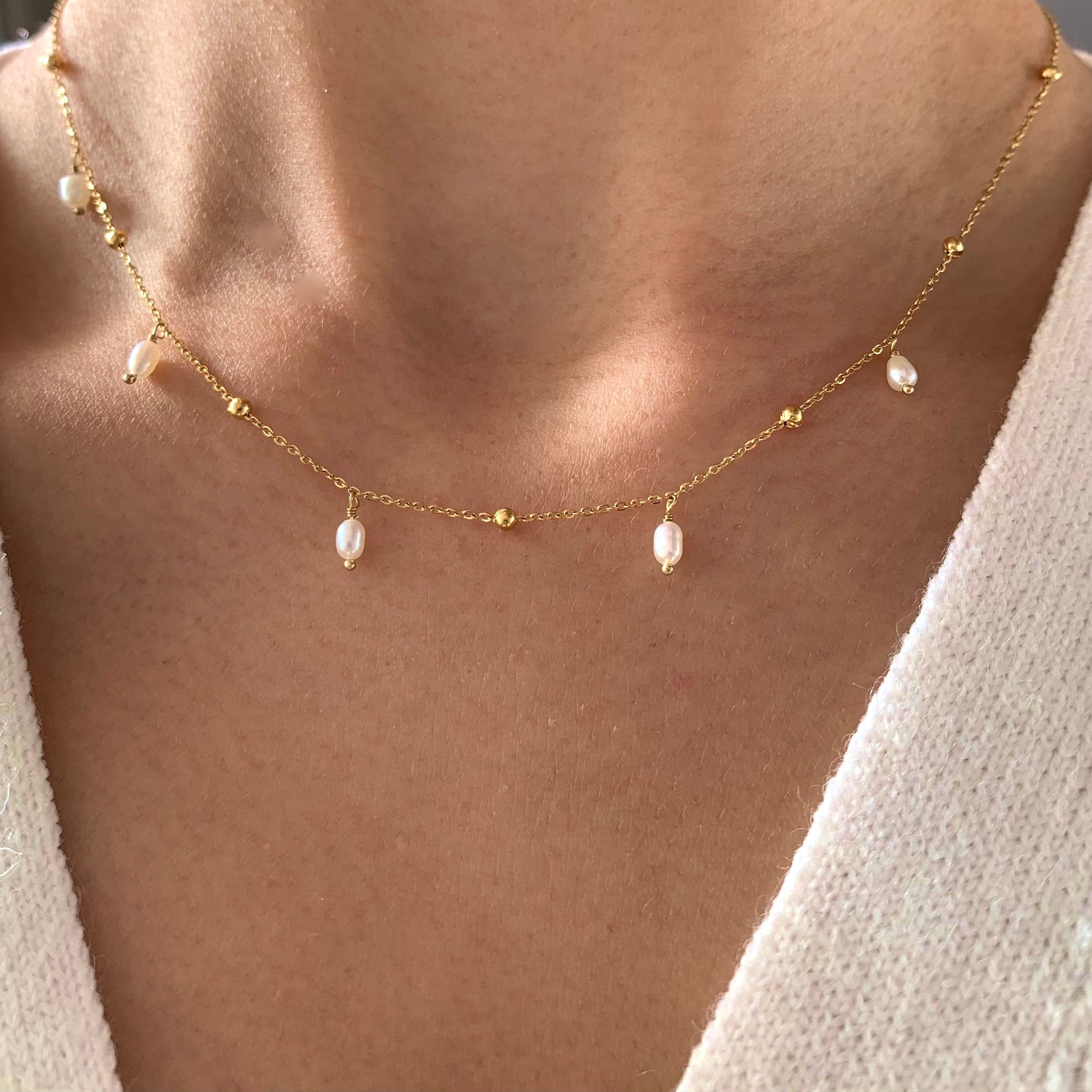 Collier acier inoxydable chaine billes pendants perles d'eau douce nacre / Collier femme ras de cou minimaliste