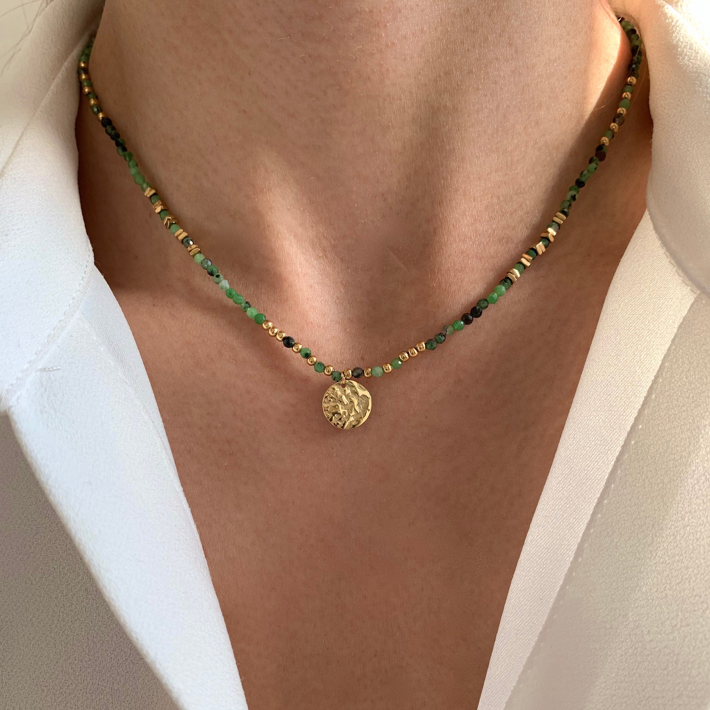 Collier pierre naturelle Tourmaline verte / Collier femme perles pendentif rond acier inoxydable