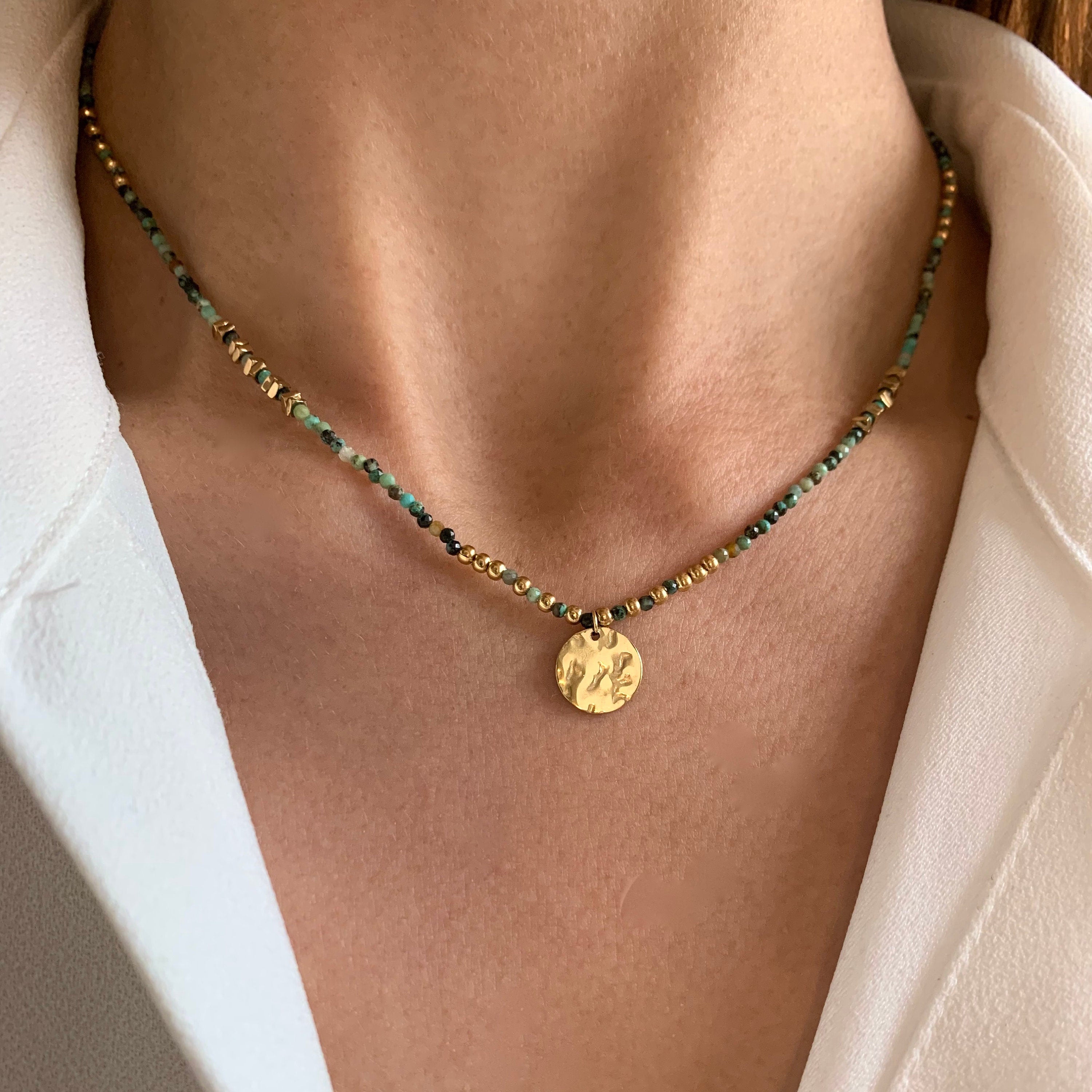 Collier pierre naturelle Turquoise d'Afrique / Collier femme perles pendentif rond acier inoxydable