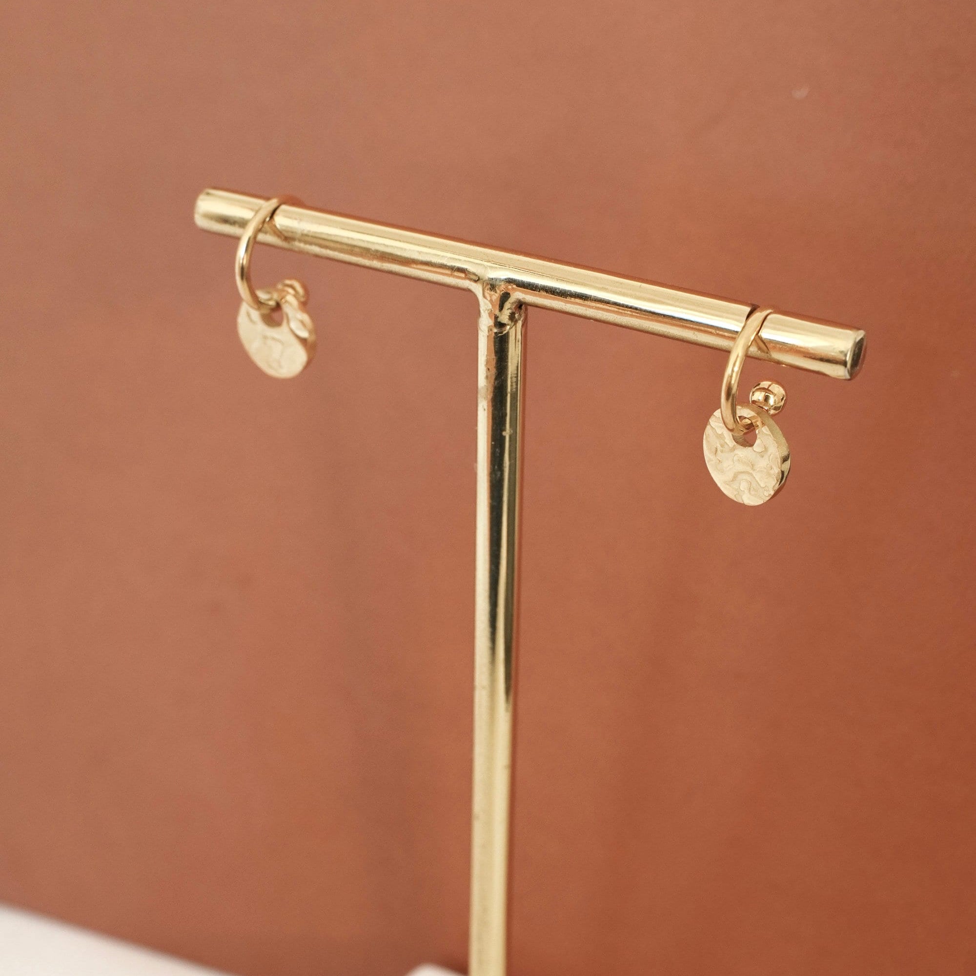 Boucles d'oreilles pendantes acier inoxydable pendentif rond / Boucles d'oreilles minimalistes petits anneaux