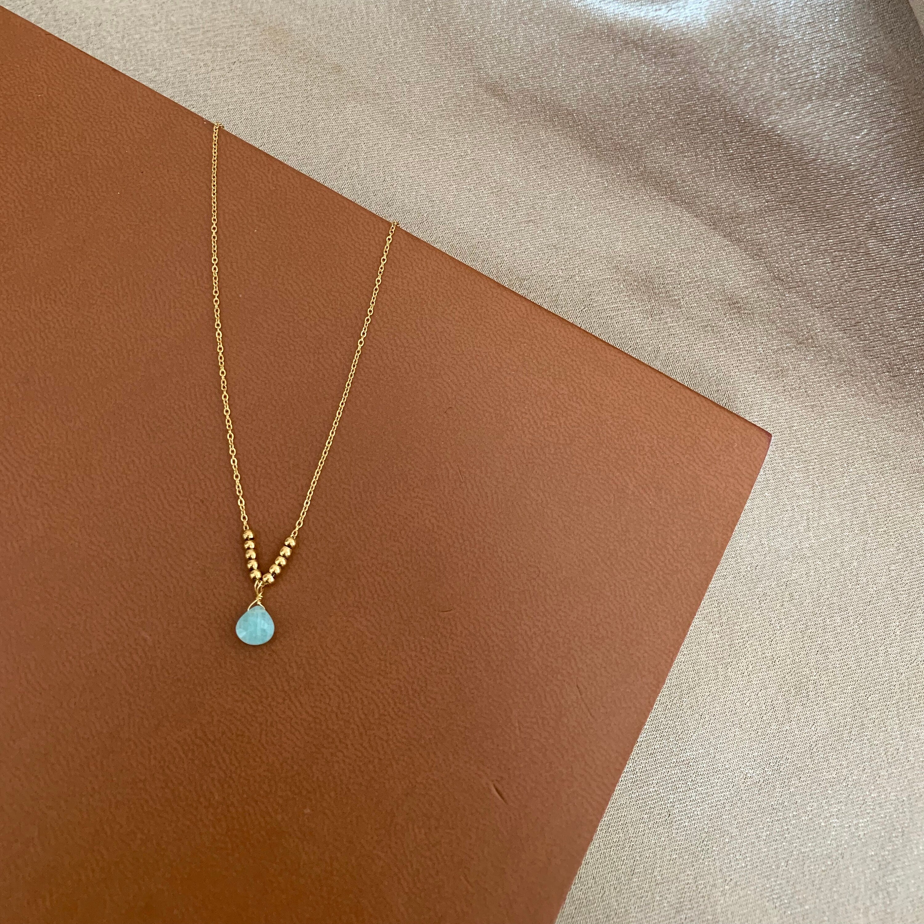 Collier fin chaine acier inoxydable pendentif pierre bleu turquoise Amazonite / Collier femme chaine fine pierre naturelle goutte