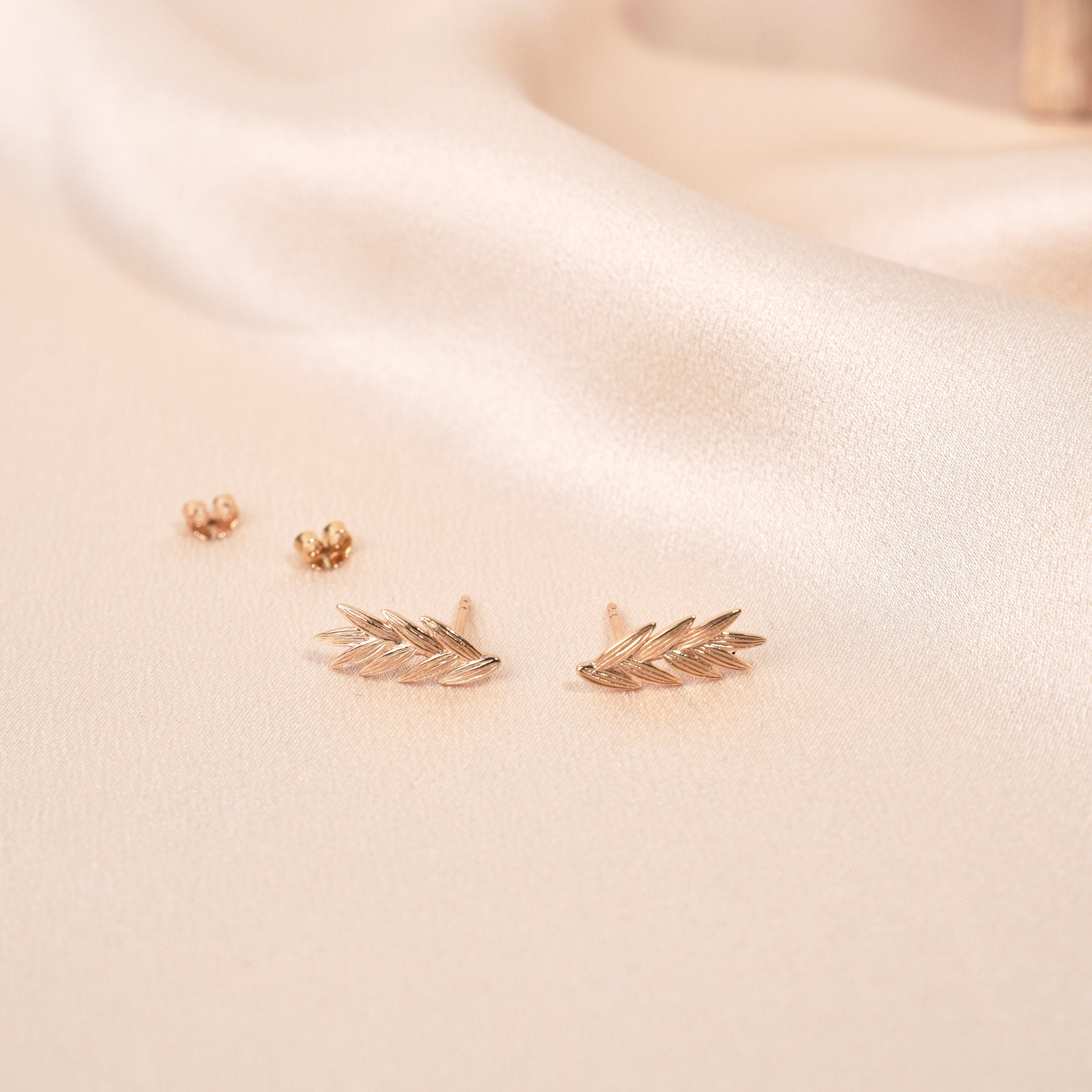 Boucles d'oreilles plaqué or feuille laurier / Boucles d'oreilles montantes épis / Cadeau femme