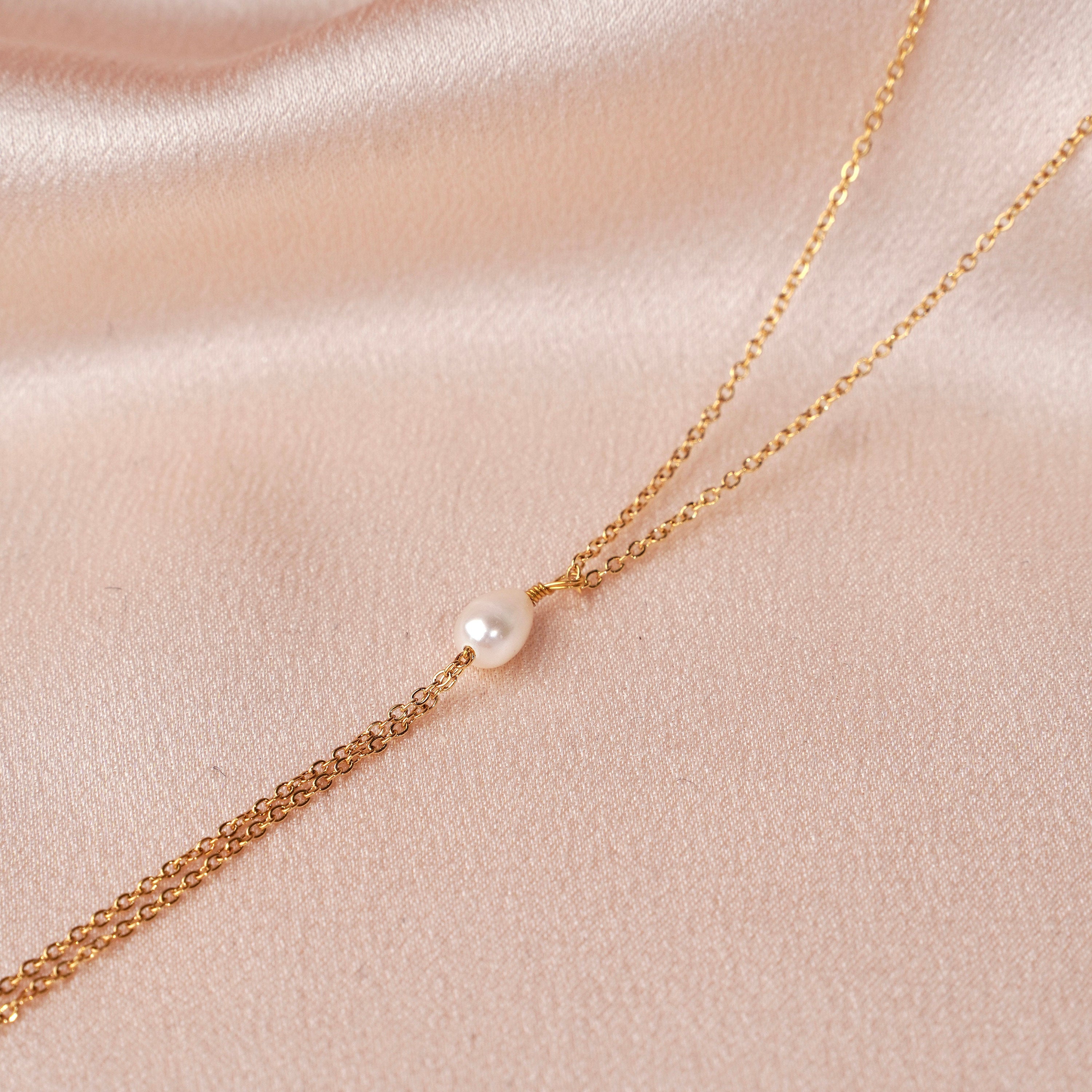 Collier femme long en acier inoxydable perle d'eau douce / Collier en Y lasso