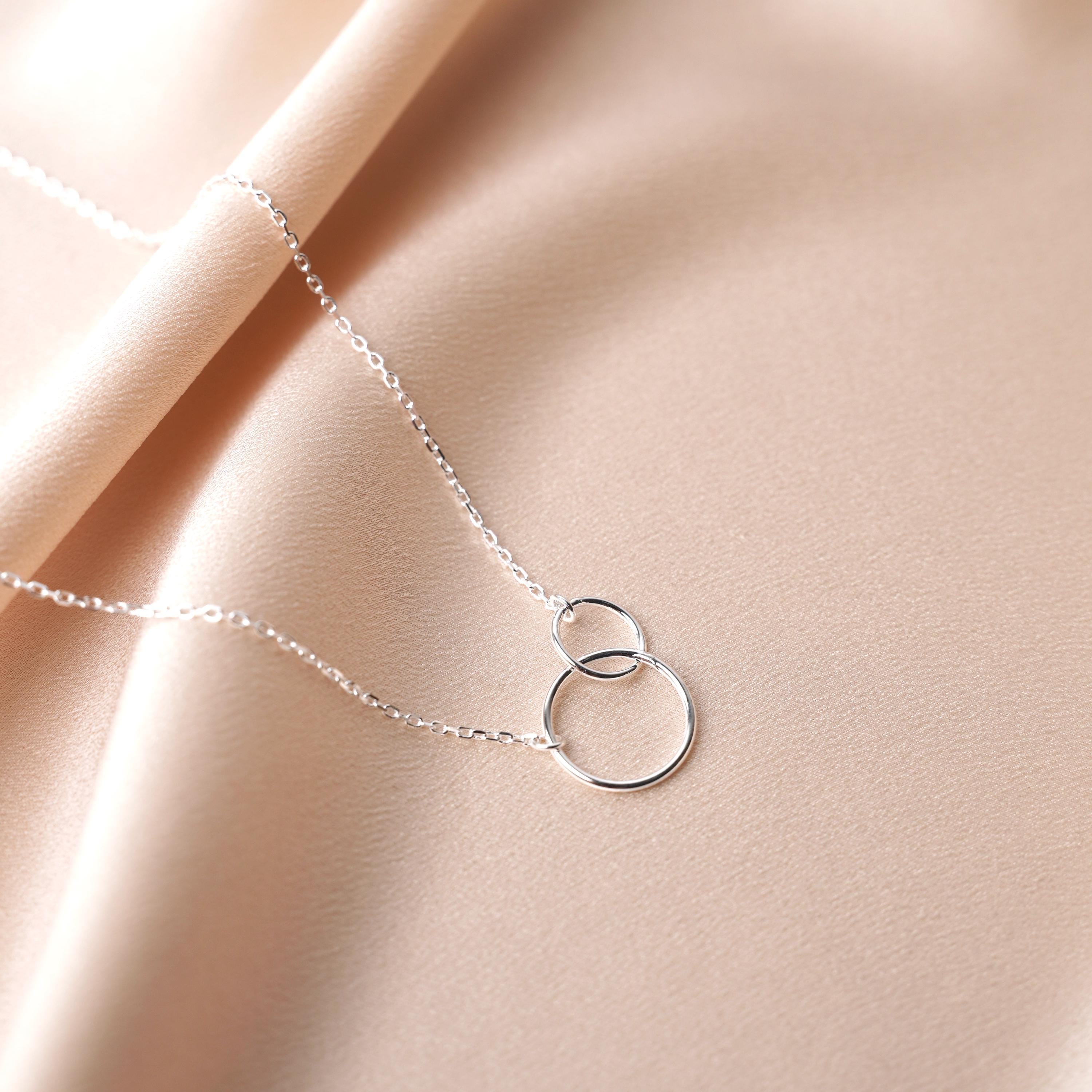 Collier plaqué or pendentif anneau rond / Collier femme chaine plaqué or double anneaux
