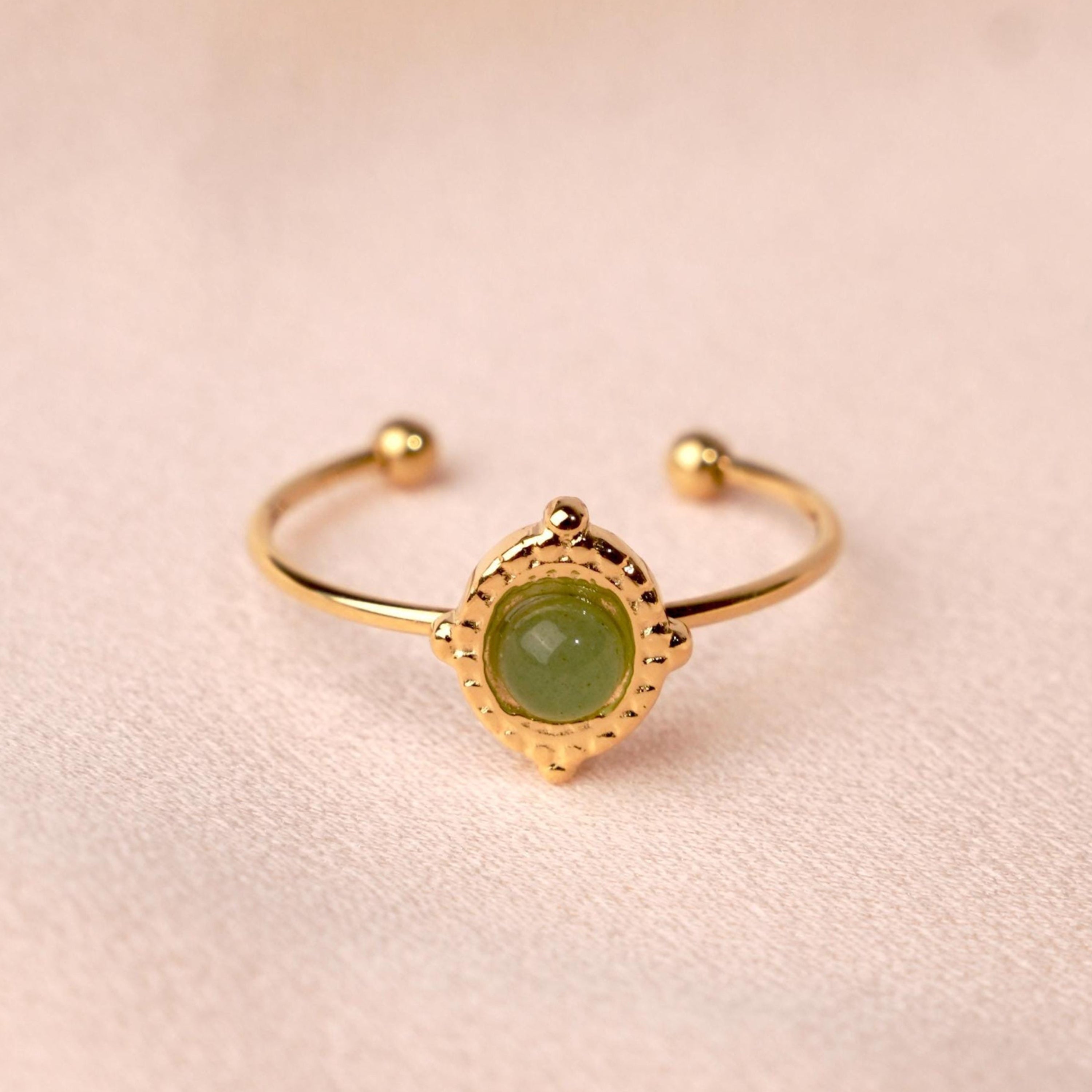 Bague femme acier inoxydable moderne pierre naturelle agate verte / bague fine dorée water resistant