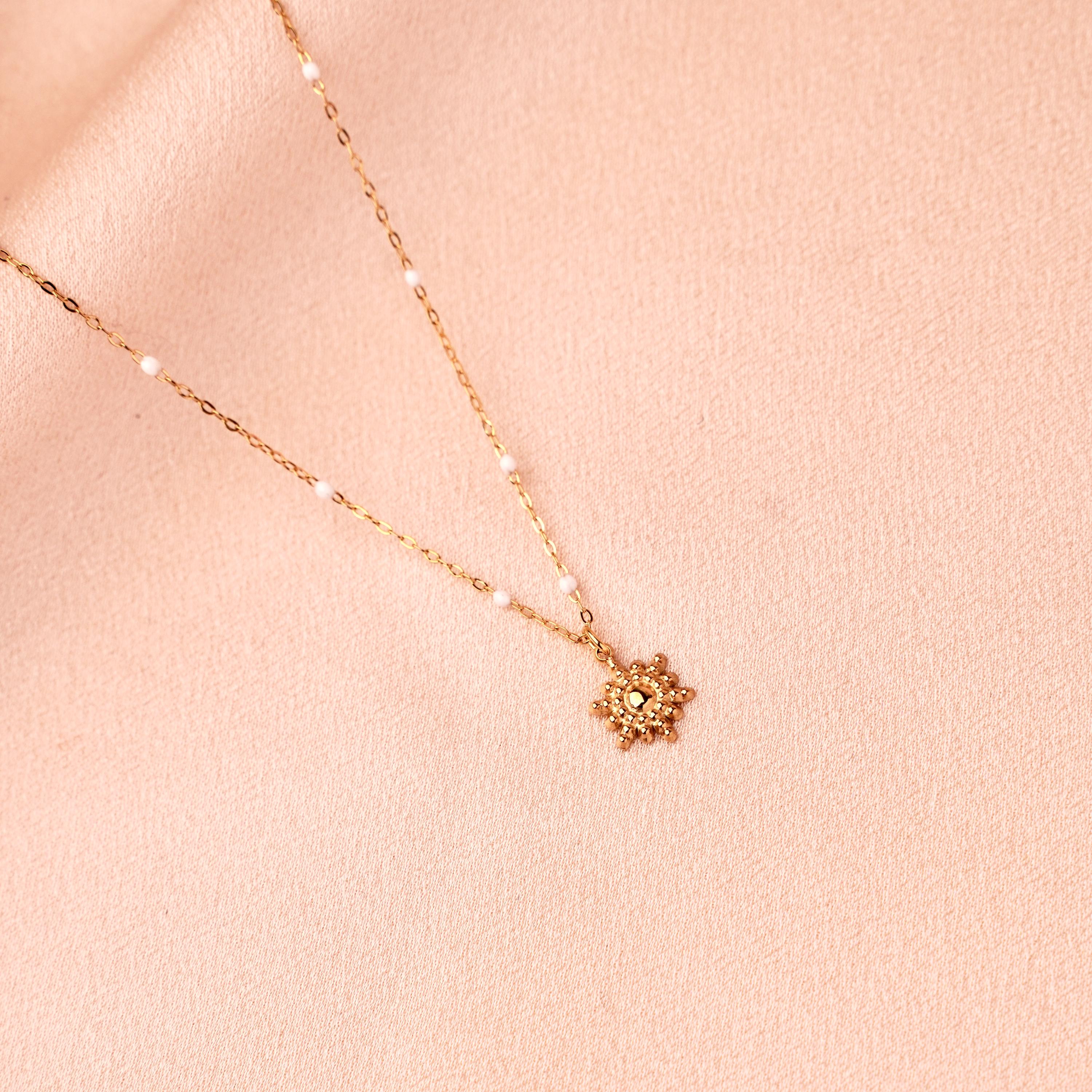 Collier acier inoxydable pendentif soleil / Collier femme minimaliste chaine fine