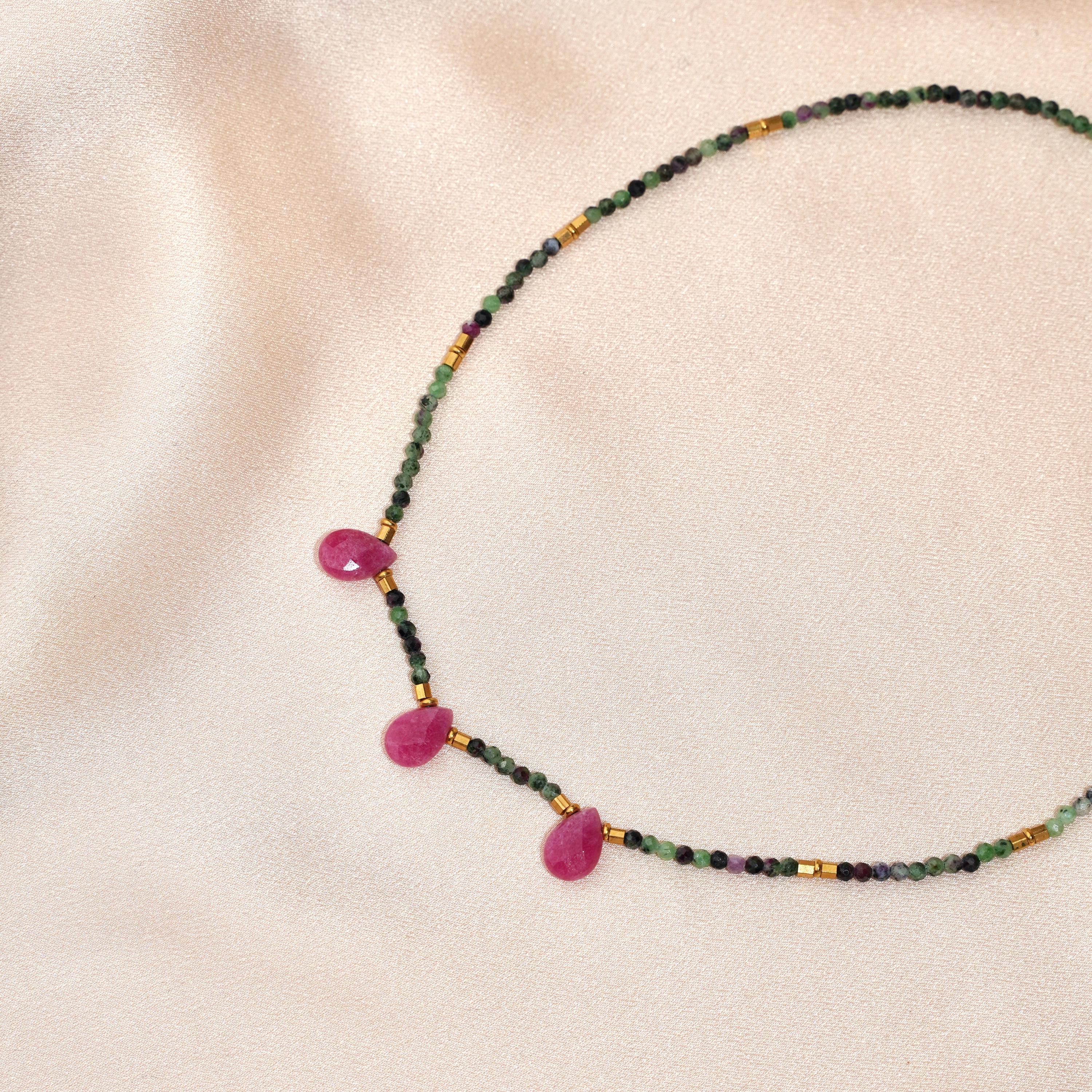 Collier pierre naturelle Rubis zoisite / Collier femme perles vertes et rose, pierre en forme de goutte