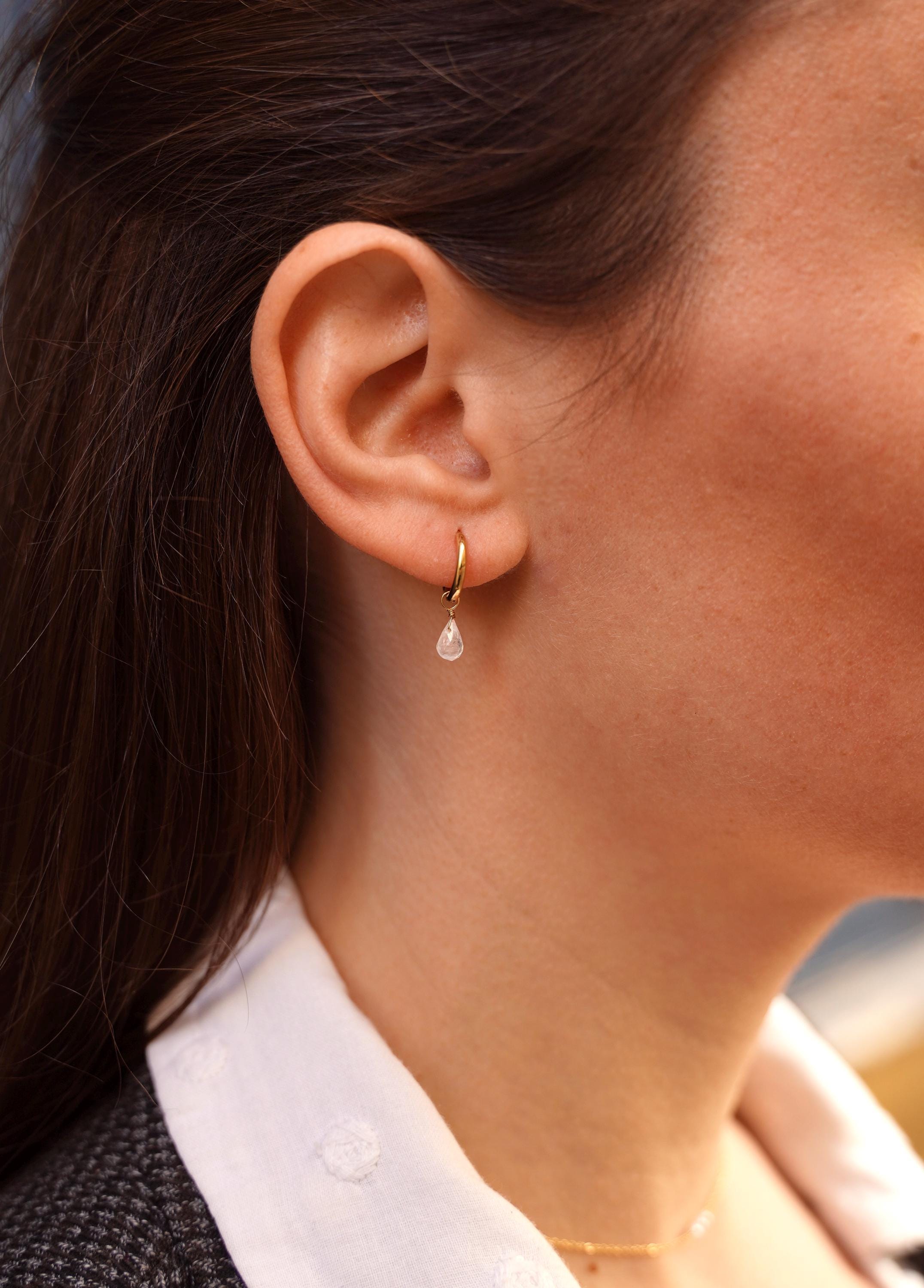 Boucles d'oreilles acier inoxydable mini créoles pendantes goutte cristal brilliant / Dormeuses pierre