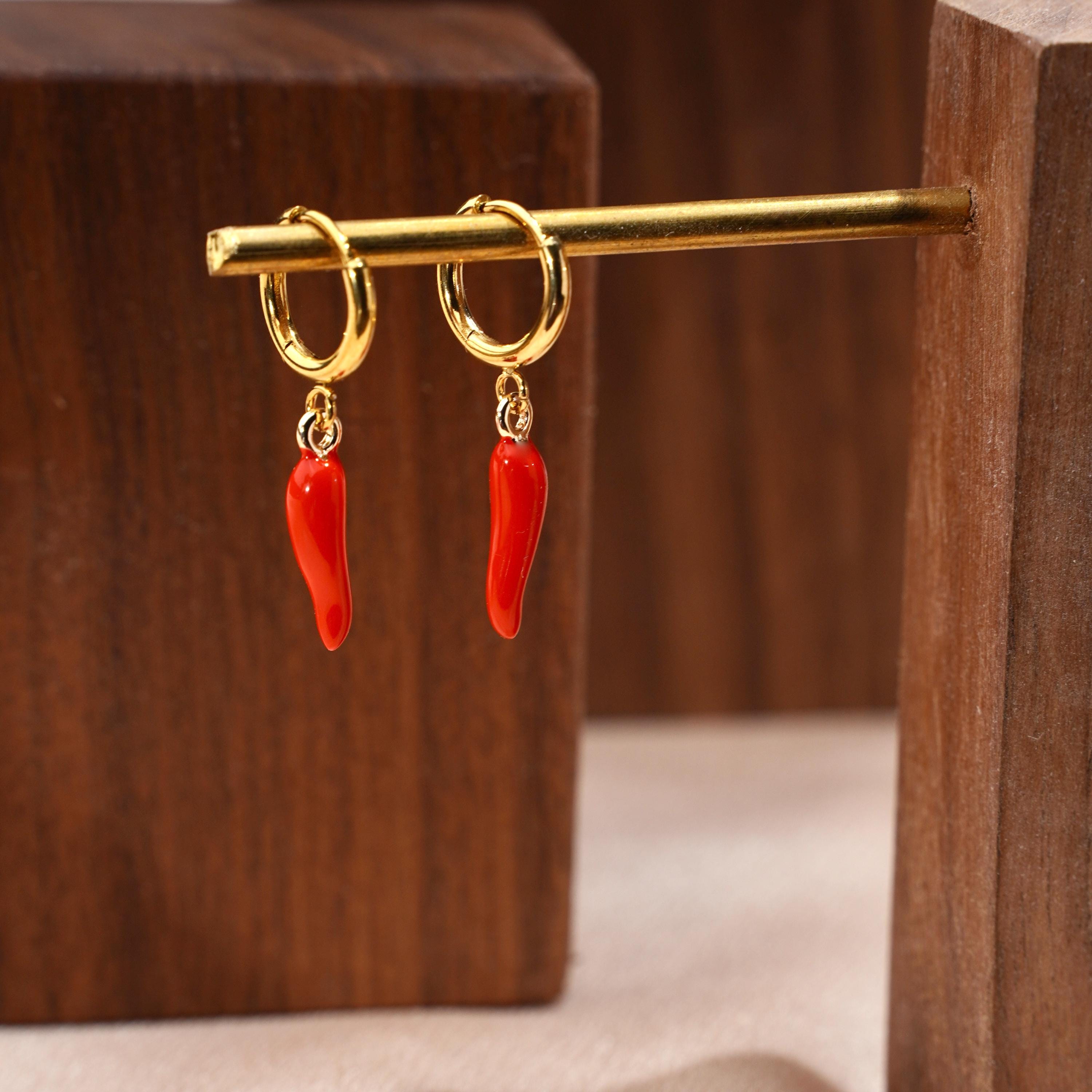 Petites créoles acier inoxydable pendentif piment rouge / Boucles d'oreilles dormeuses mini créoles chili