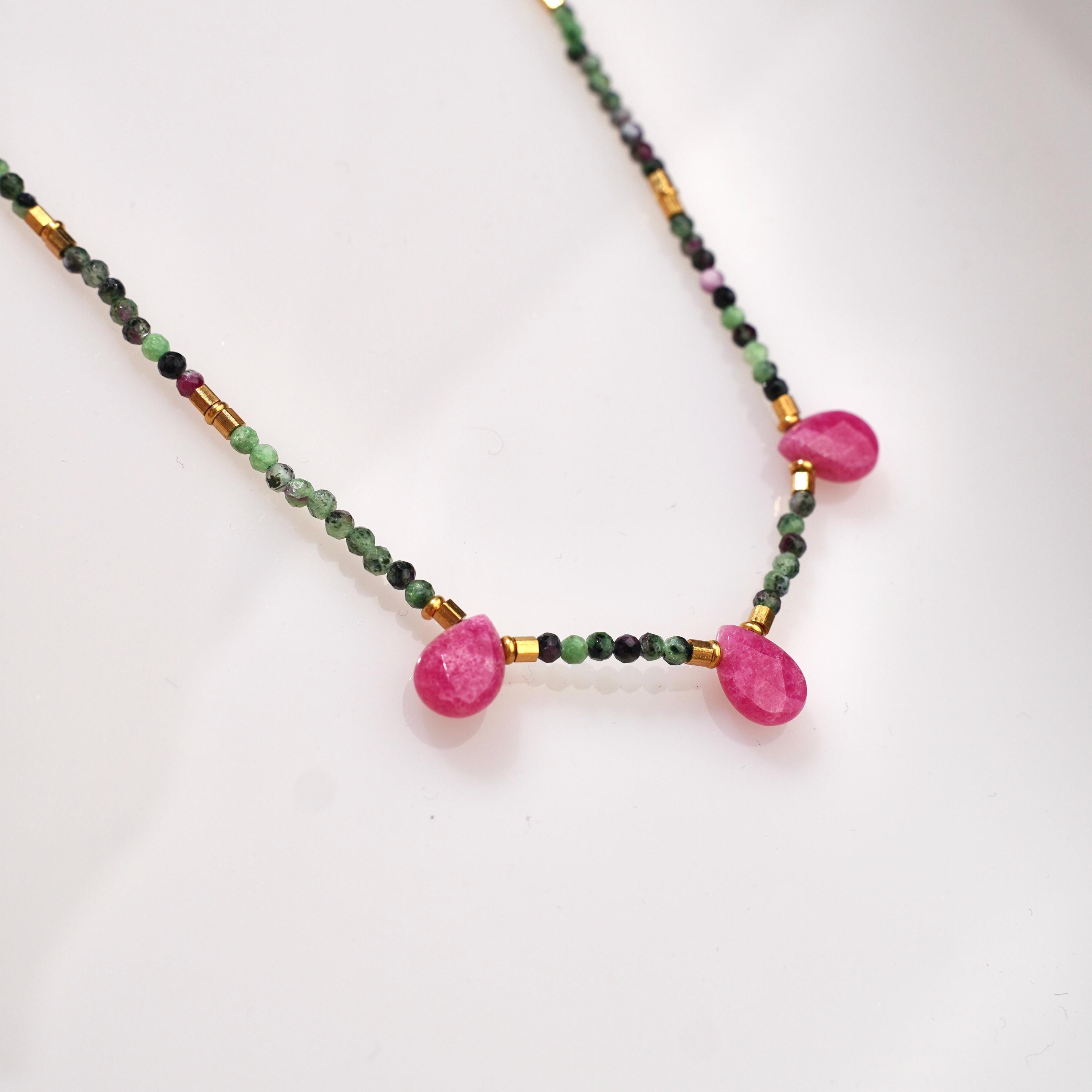Collier pierre naturelle Rubis zoisite / Collier femme perles vertes et rose, pierre en forme de goutte