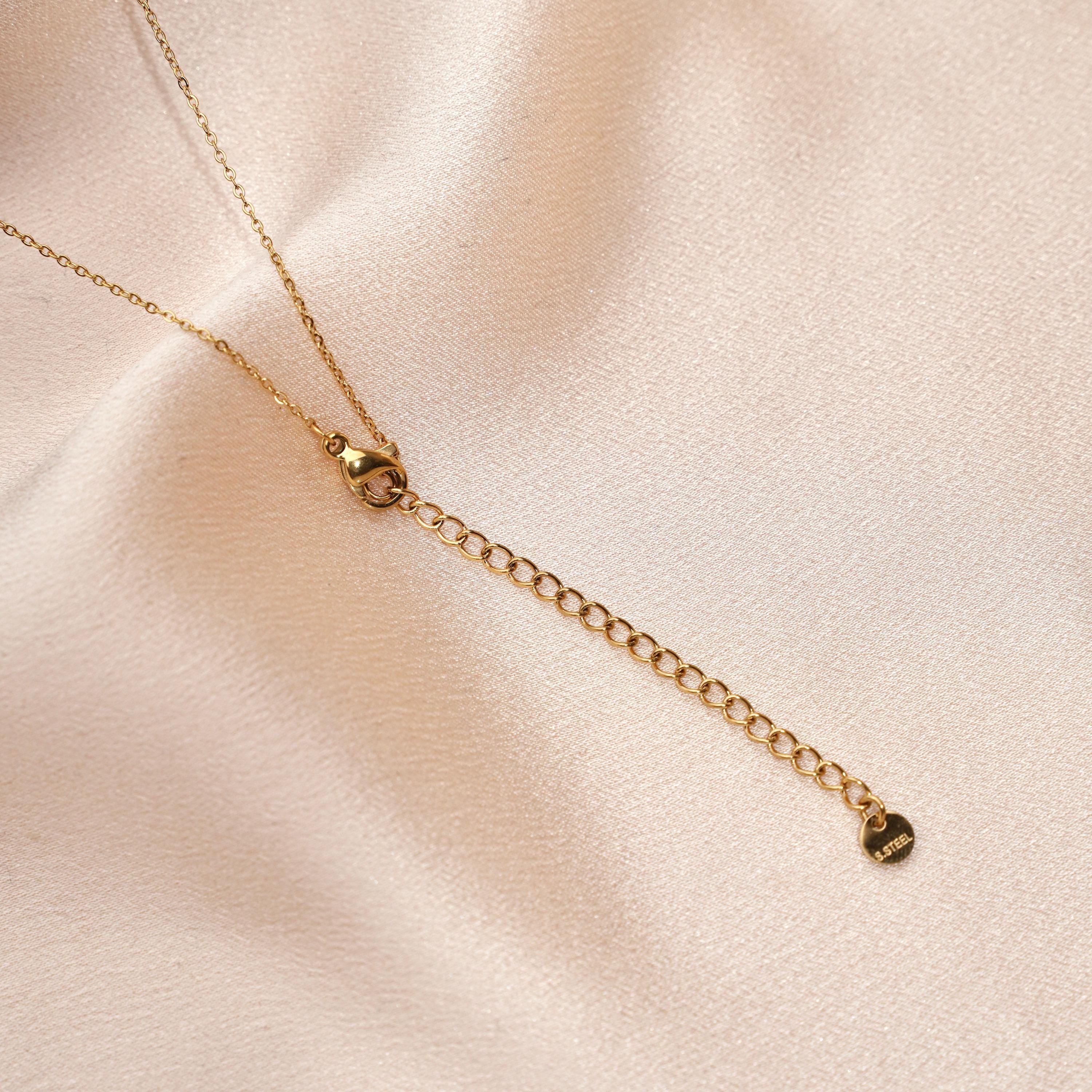 Collier acier inoxydable pendentif fleur en nacre blanche / Collier femme fin chaine