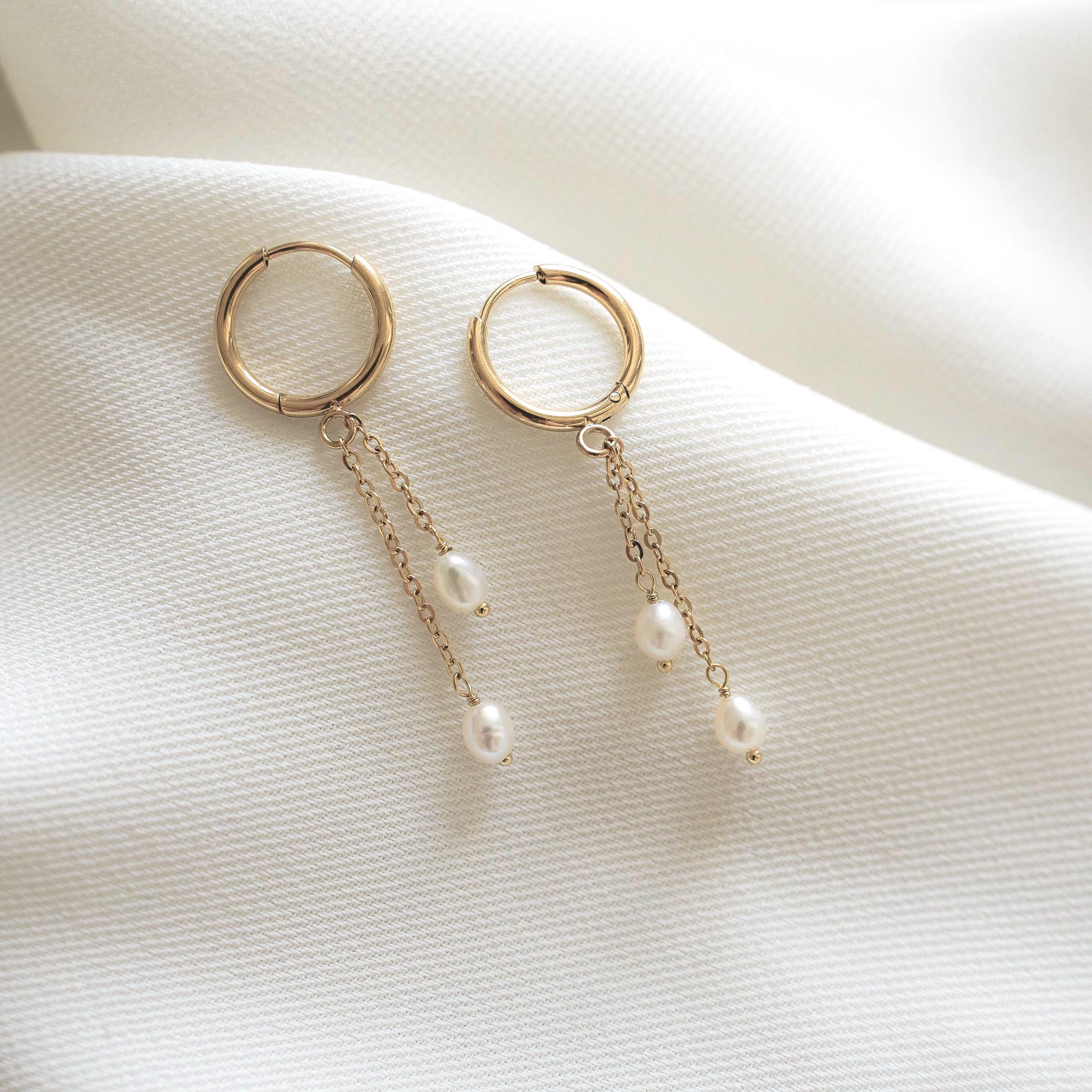 Boucles d'oreilles pendantes chaines et perles d'eau douce / Boucle d'oreille chaine perle d'eau douce femme