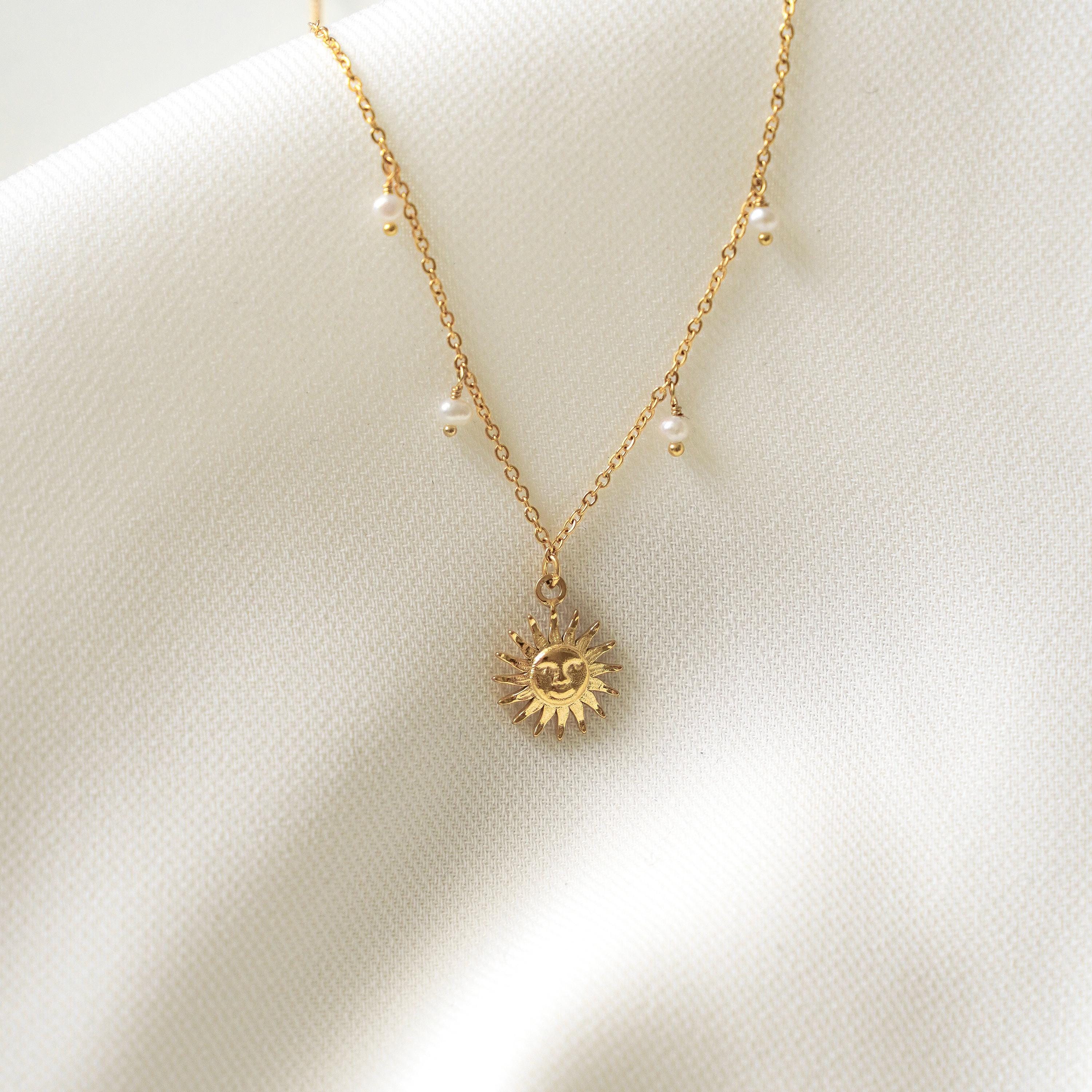 Collier fin pendentif soleil / Collier femme minimaliste chaine fine acier inoxydable / Cadeau femme
