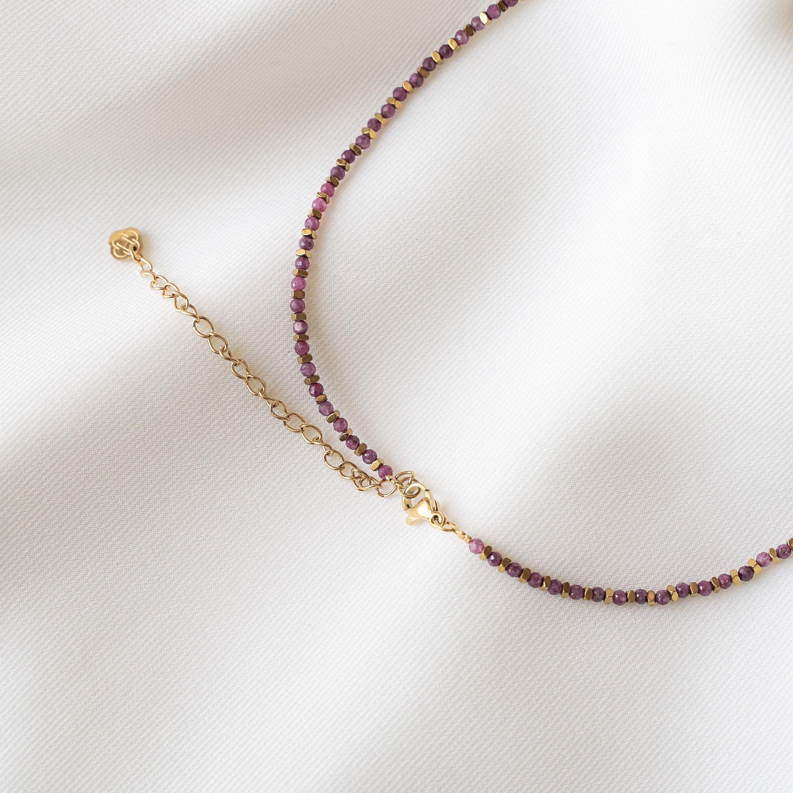 Collier perles rubis pierre naturelle pendentifs dorés / Collier femme perles rose fuchsia