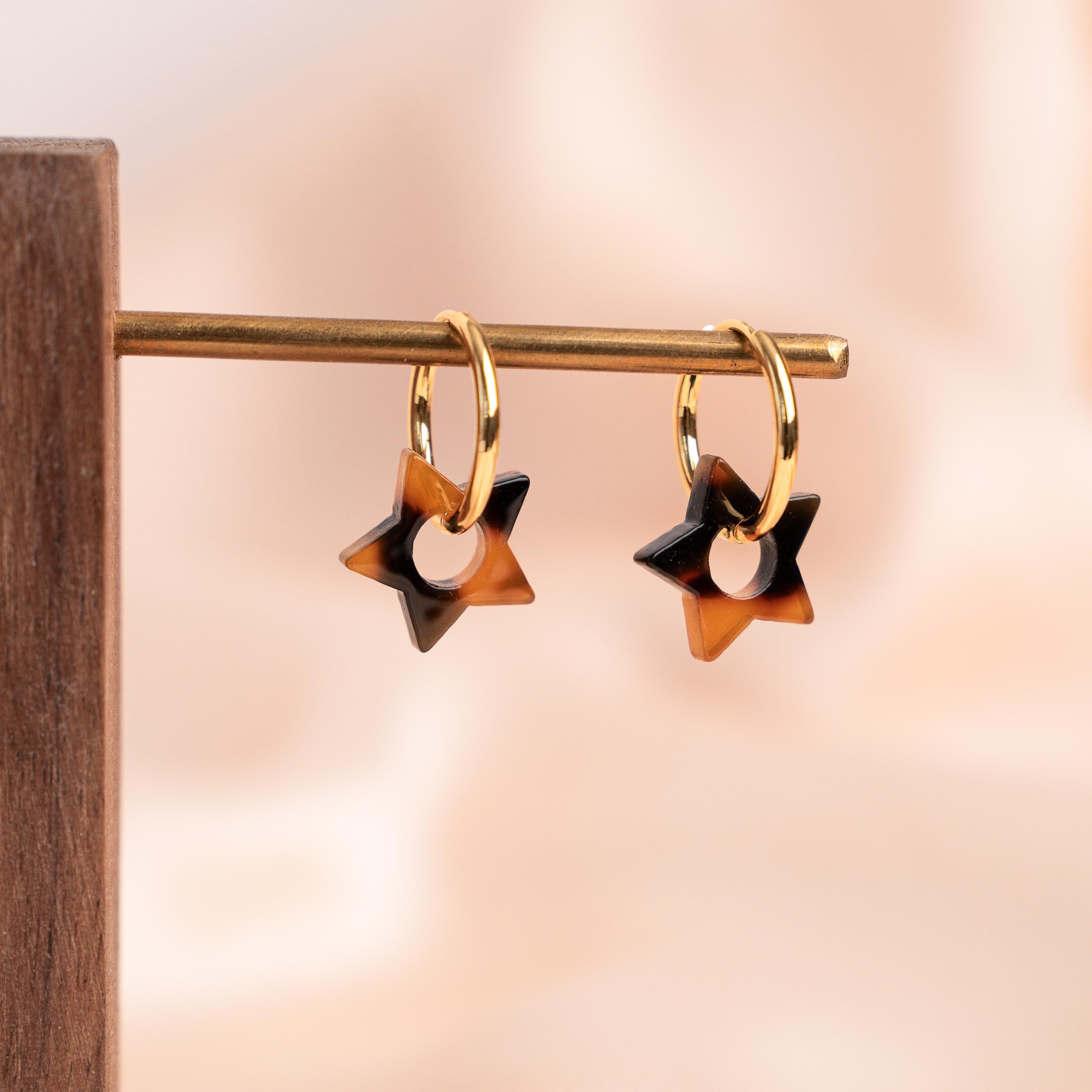 Petites créoles acier inoxydable étoile marron / Boucles d'oreilles anneau pendentif étoile ambrée