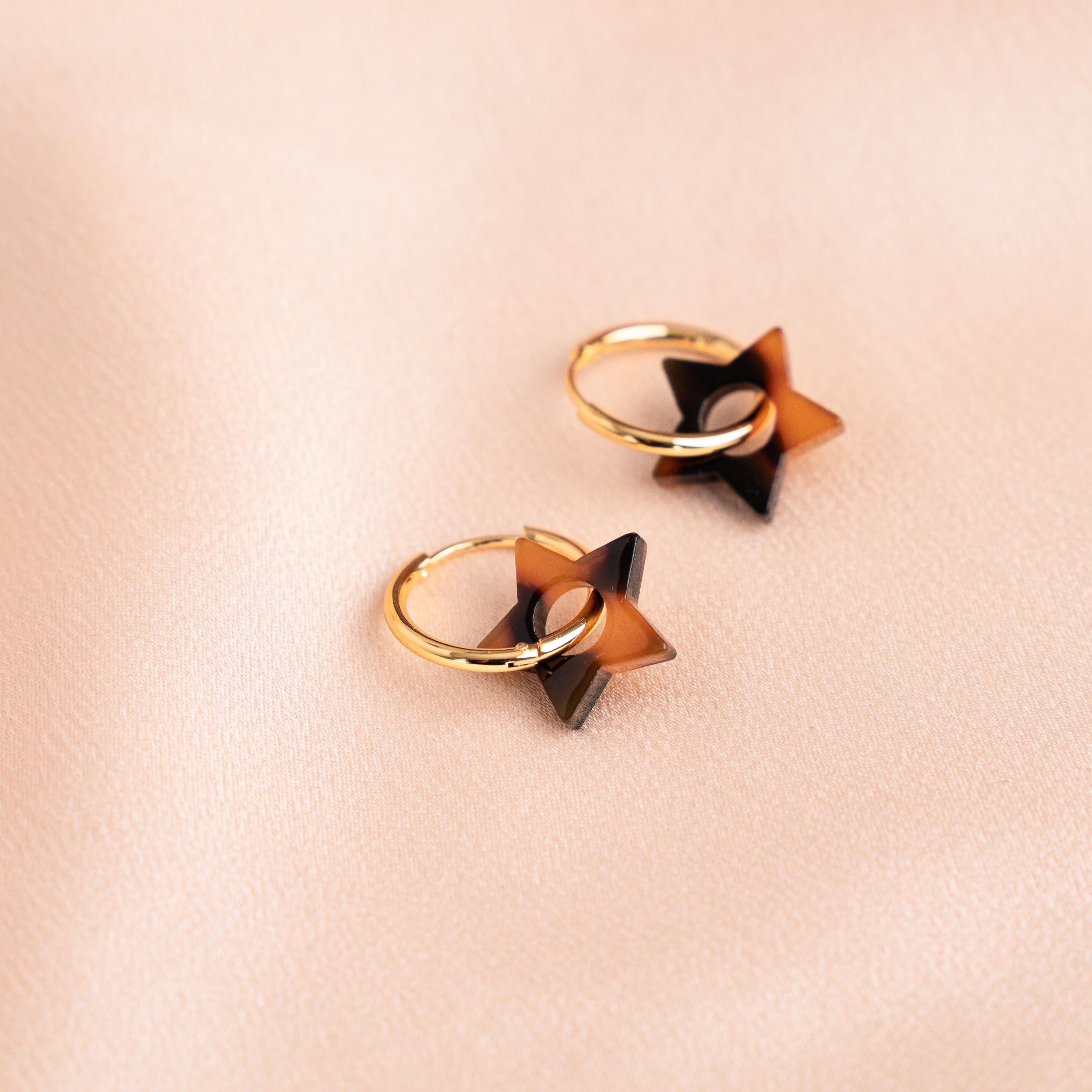Petites créoles acier inoxydable étoile marron / Boucles d'oreilles anneau pendentif étoile ambrée