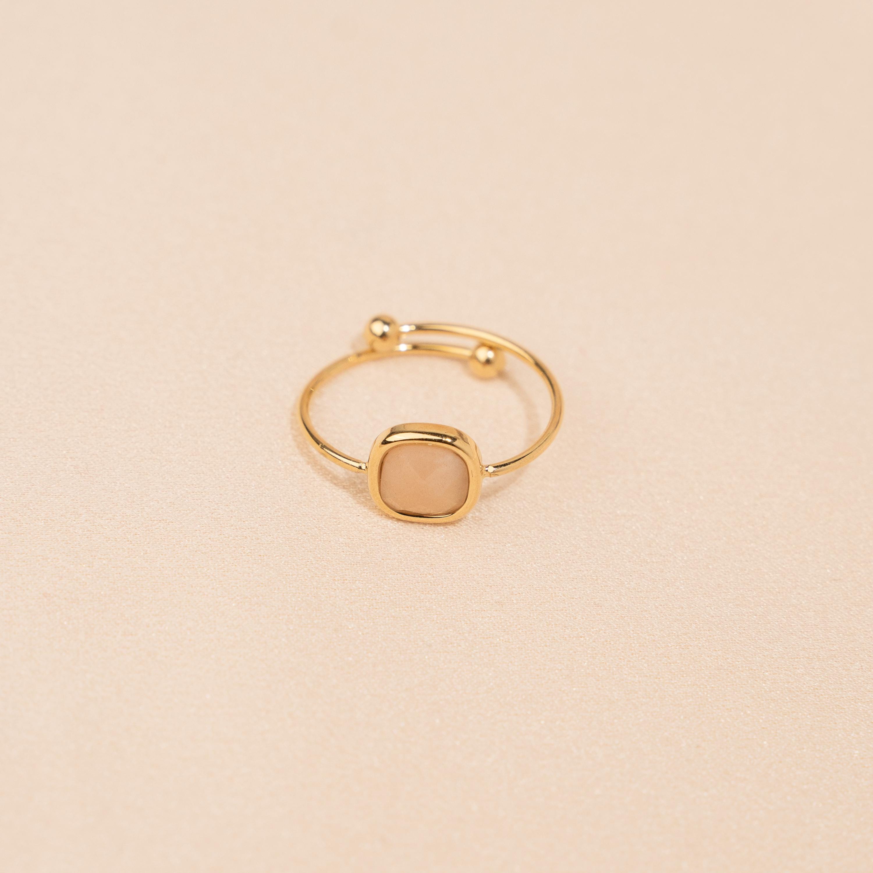 Bague femme en acier inoxydable pierre carrée quartz rose / Bague fine dorée pierre rose