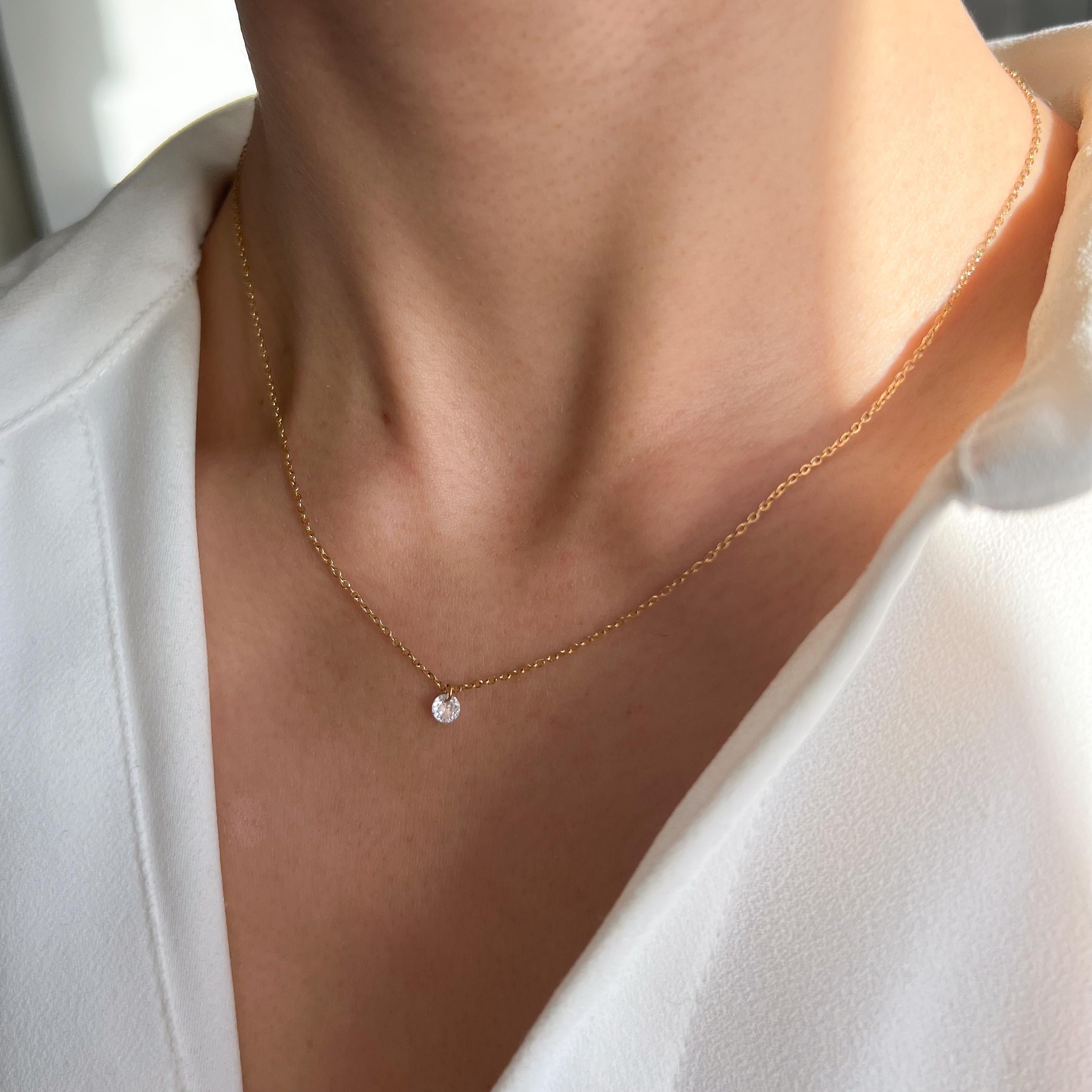 Collier fin pendentif rond oxyde de zirconium brillant / Collier femme minimaliste chaine acier inoxydable / Cadeau femme