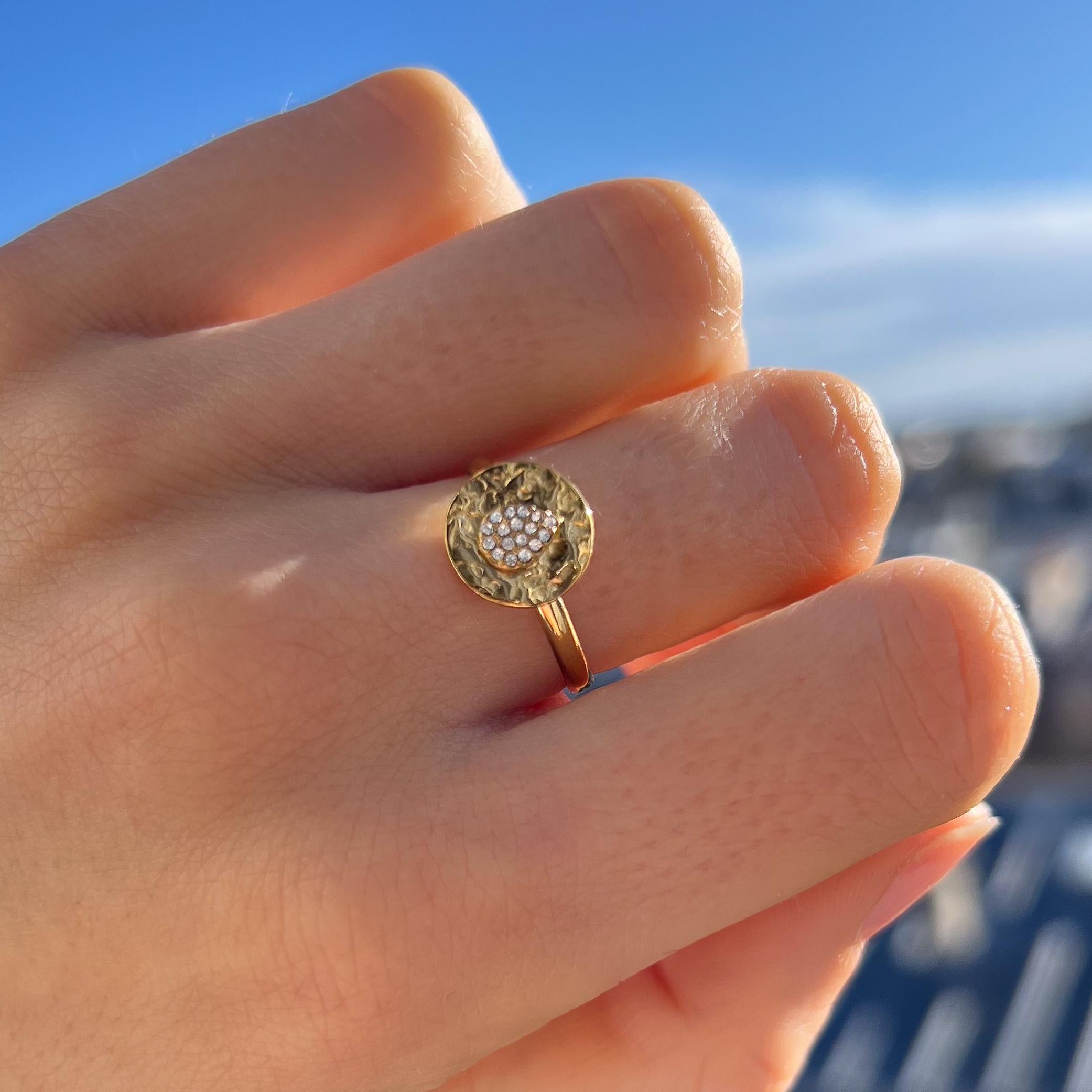Bague fine femme acier inoxydable cercle martelé goutte oxyde de zirconium / résistant à l'eau