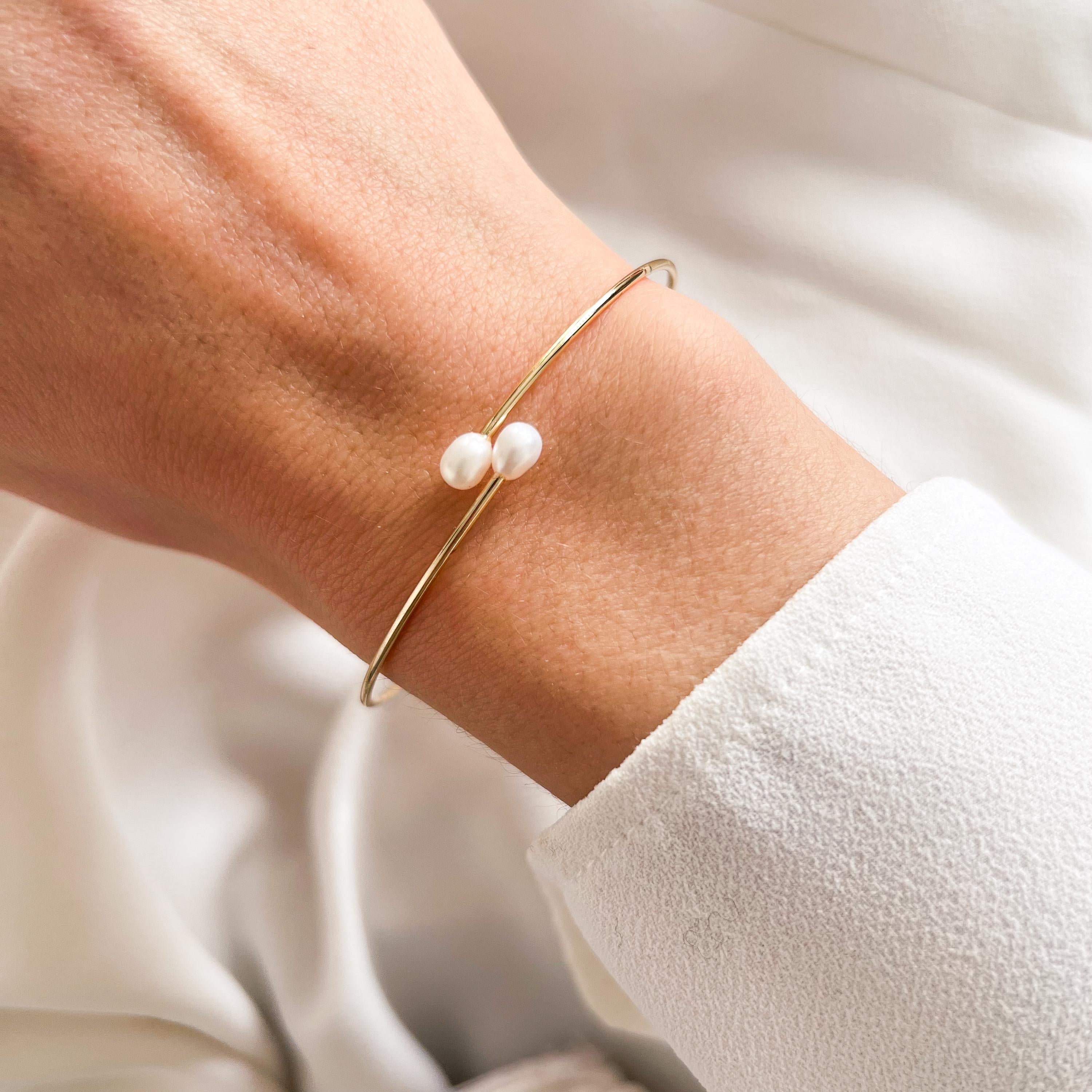 Jonc femme en acier inoxydable doré perles d'eau douce / Résiste à l'eau