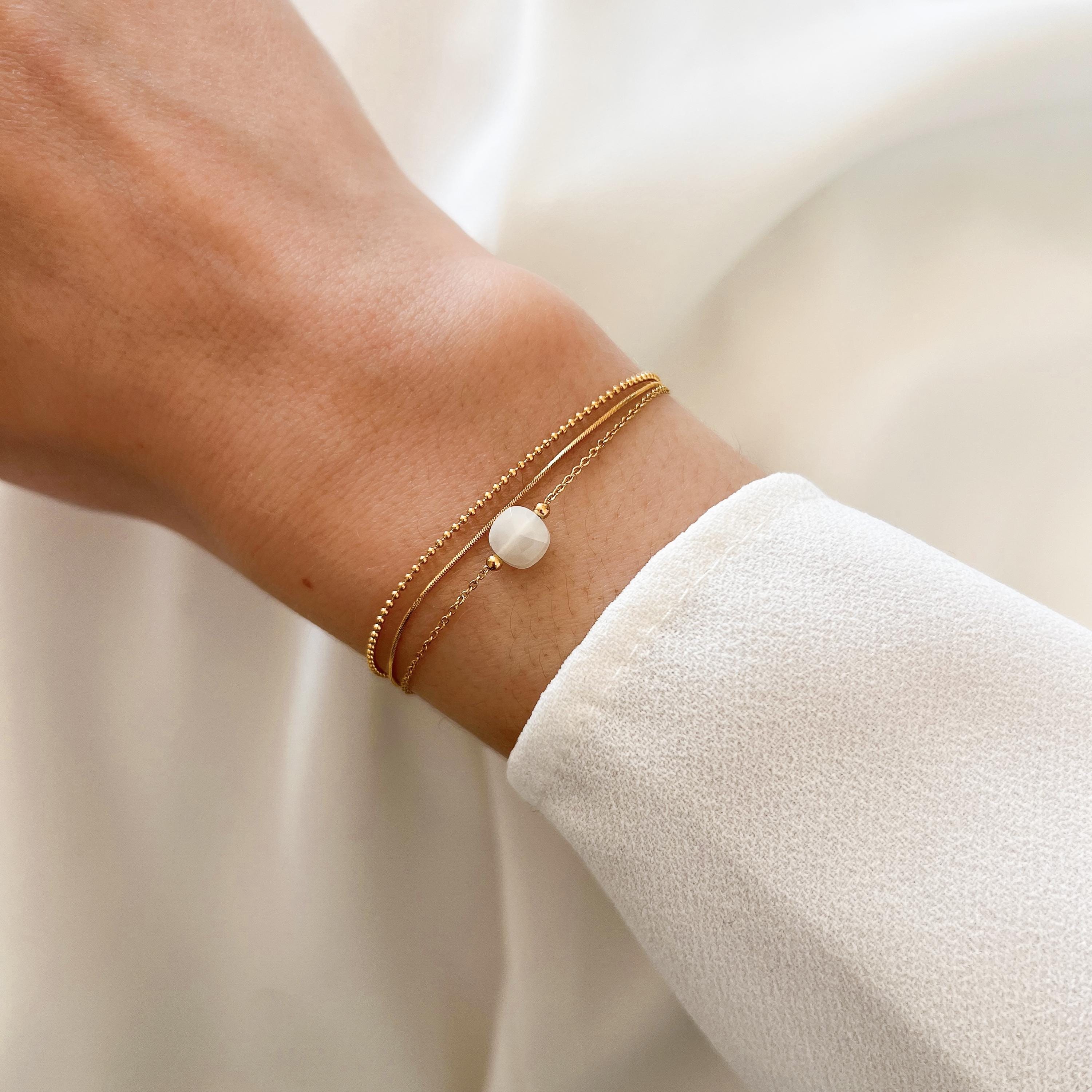 Bracelet femme agate blanche acier inoxydable triple rang chaine fine / Bracelet pierre blanche carrée