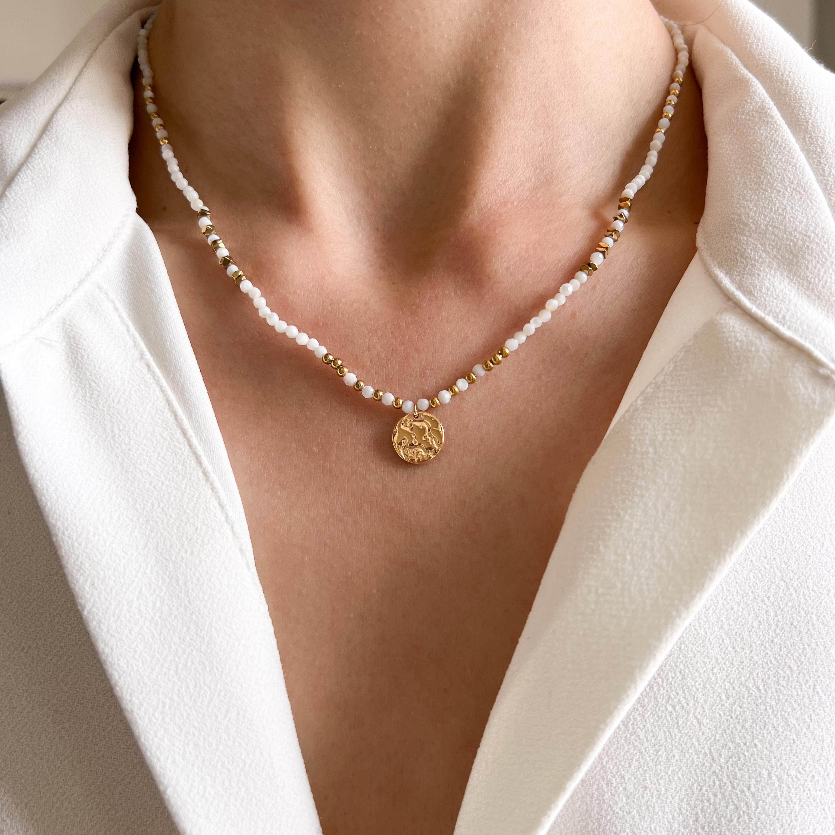 Collier pierre naturelle agate blanche / Collier femme perles blanches pendentif rond acier inoxydable