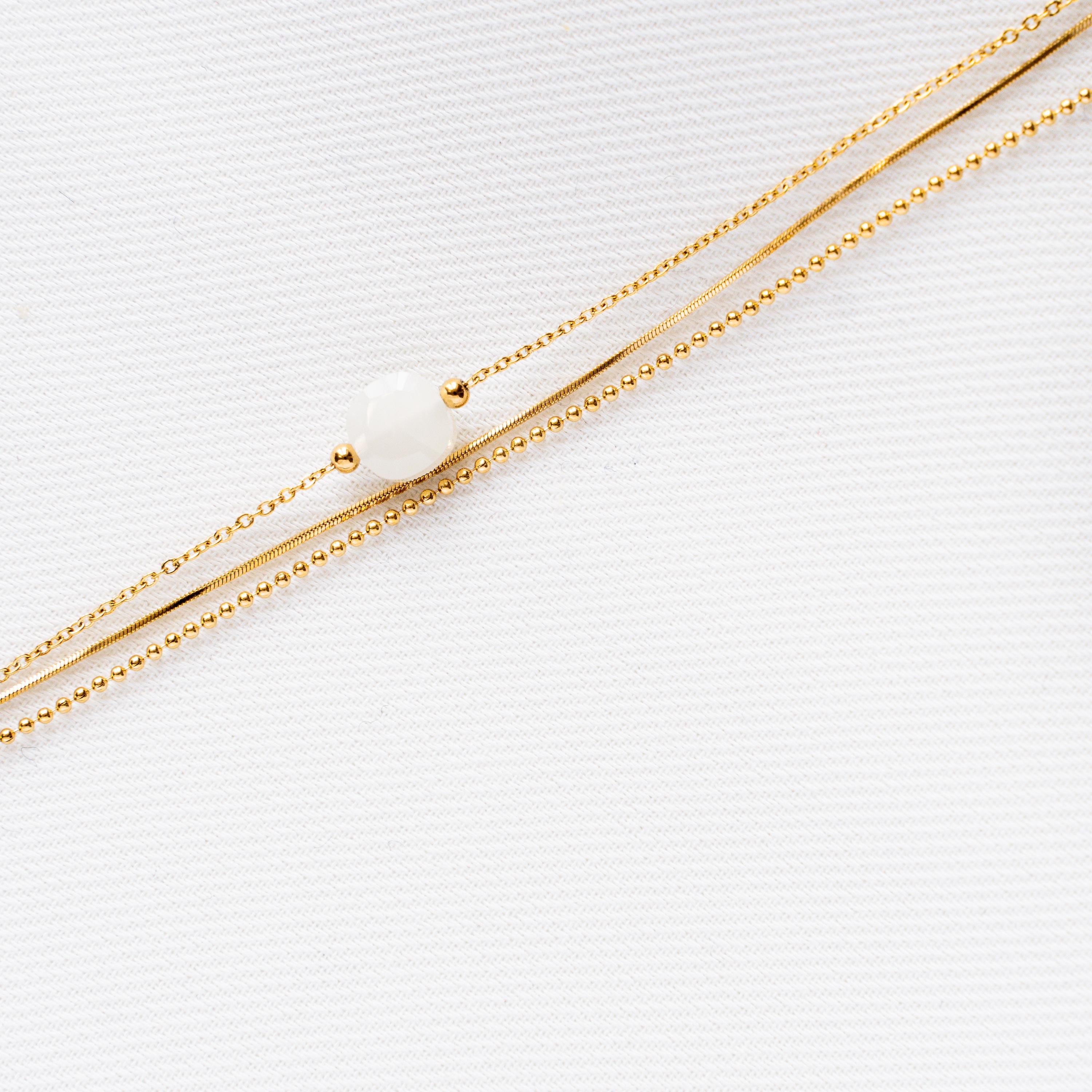 Bracelet femme agate blanche acier inoxydable triple rang chaine fine / Bracelet pierre blanche carrée