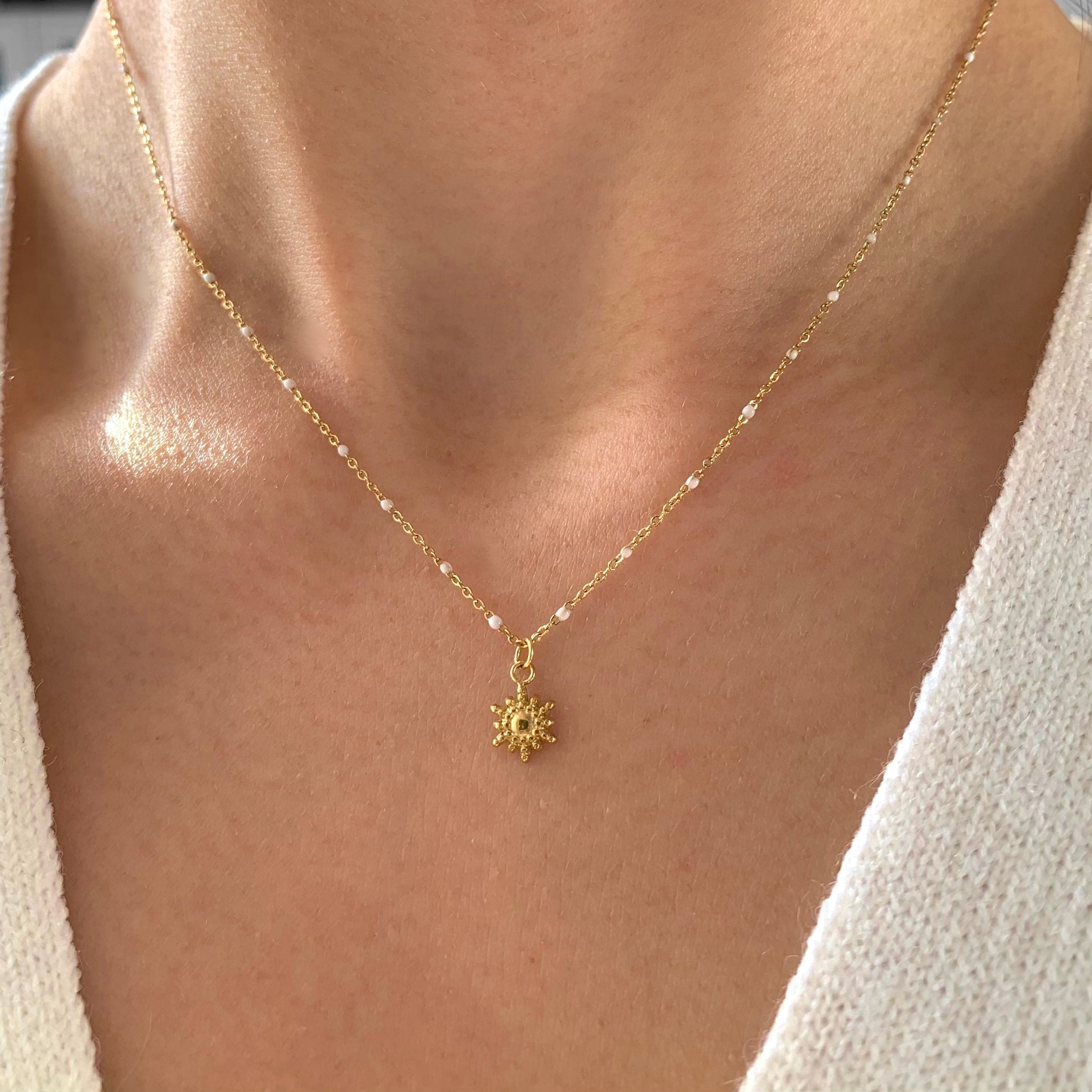 Collier acier inoxydable pendentif soleil / Collier femme minimaliste chaine fine