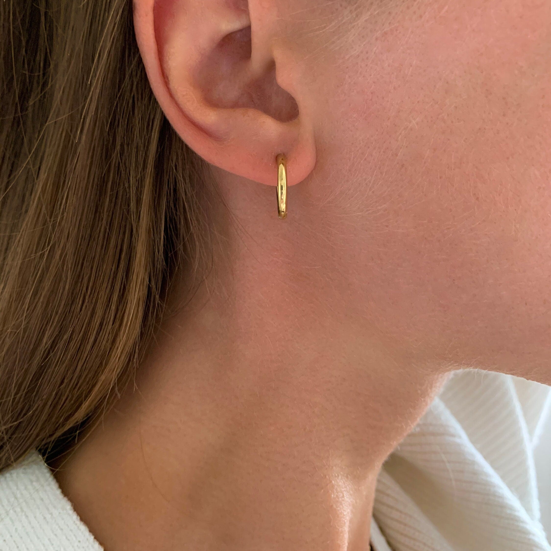 Boucles d'oreilles acier inoxydable mini créoles / Boucles d'oreilles minimalistes / Cadeau femme