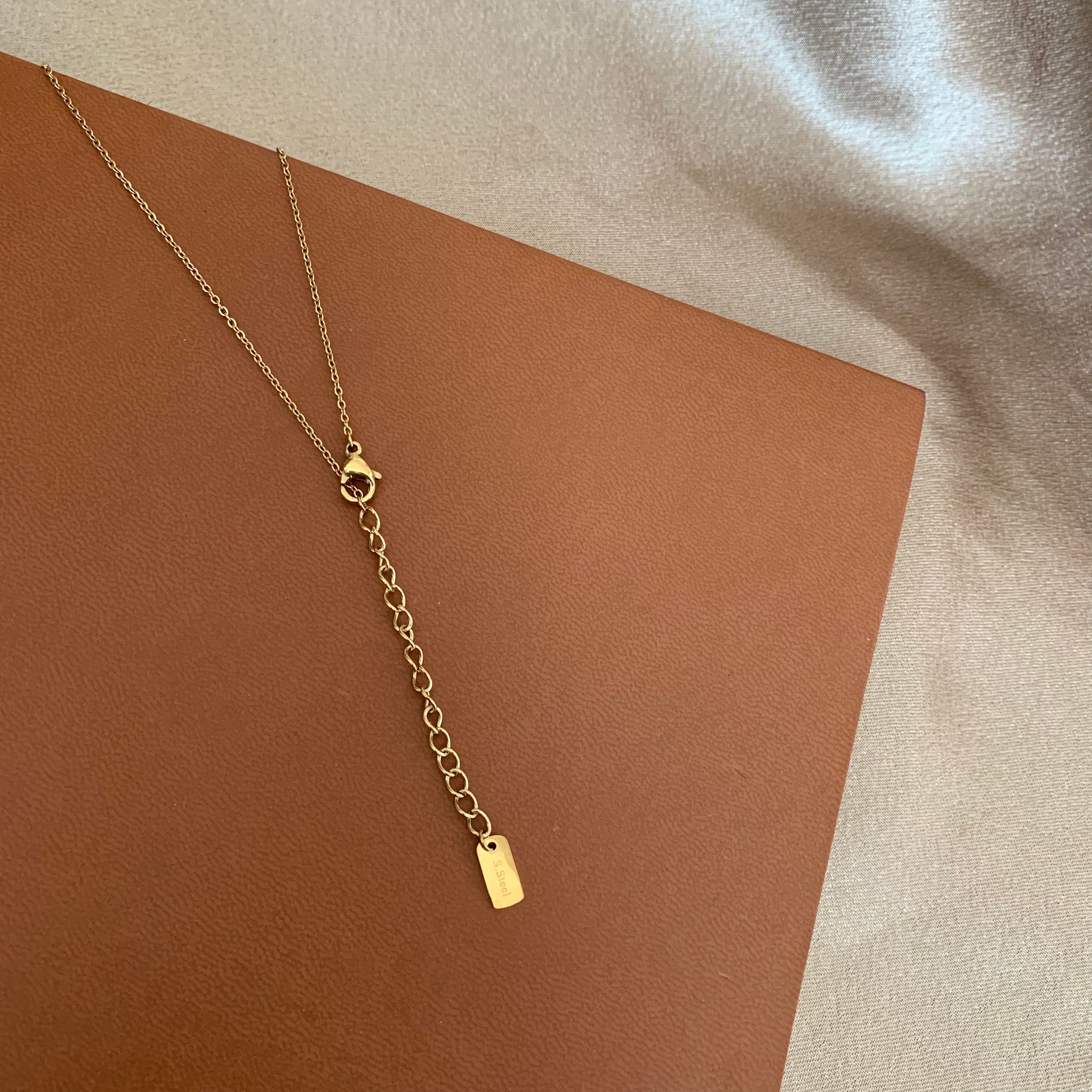 Collier acier inoxydable pendentif rond chaine fine / Collier femme fin