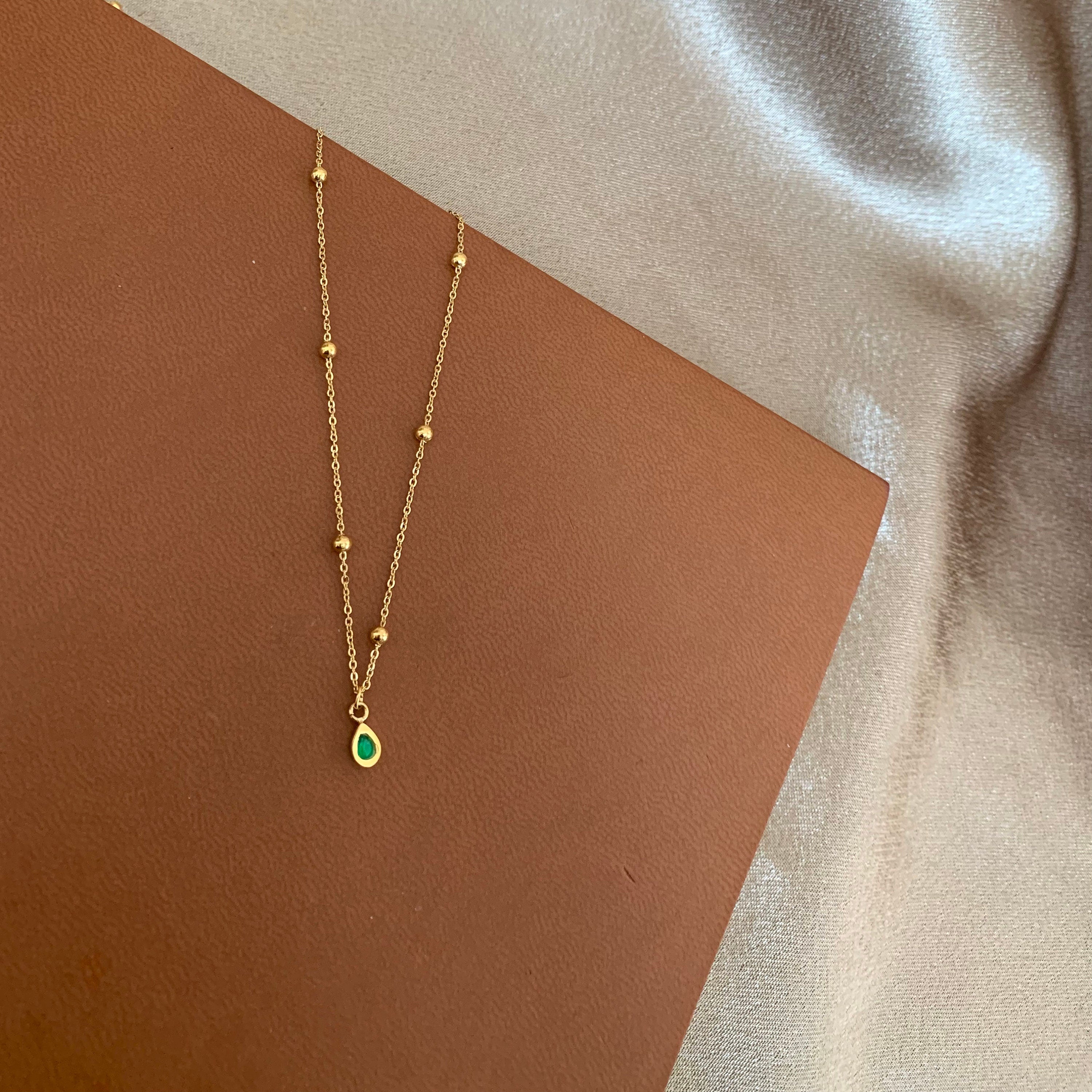 Collier acier inoxydable pendentif goutte chaine boule / Collier femme fin chaine billes zirconium