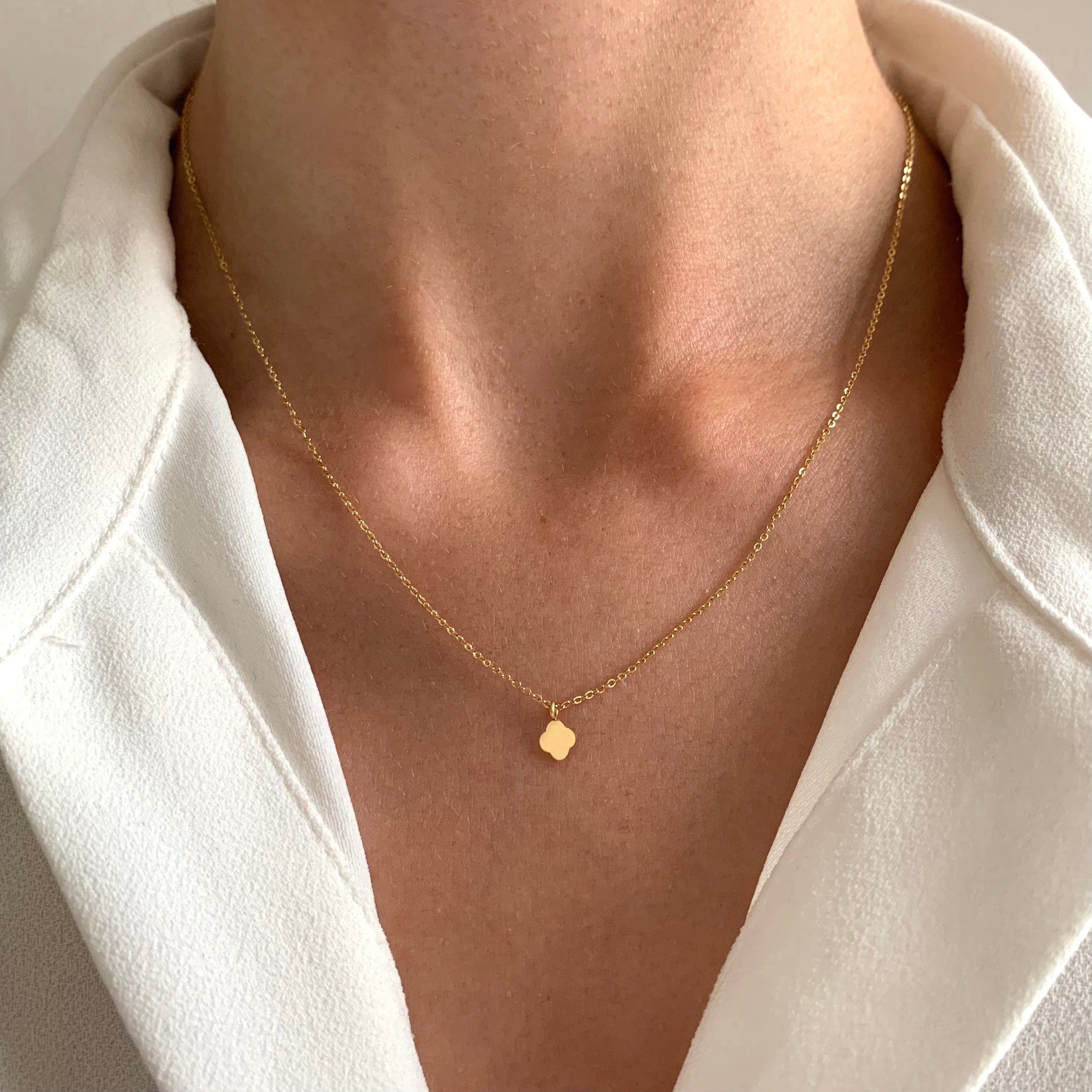Collier femme pendentif trèfle / Collier fin en acier inoxydable chaine fine pendentif chance