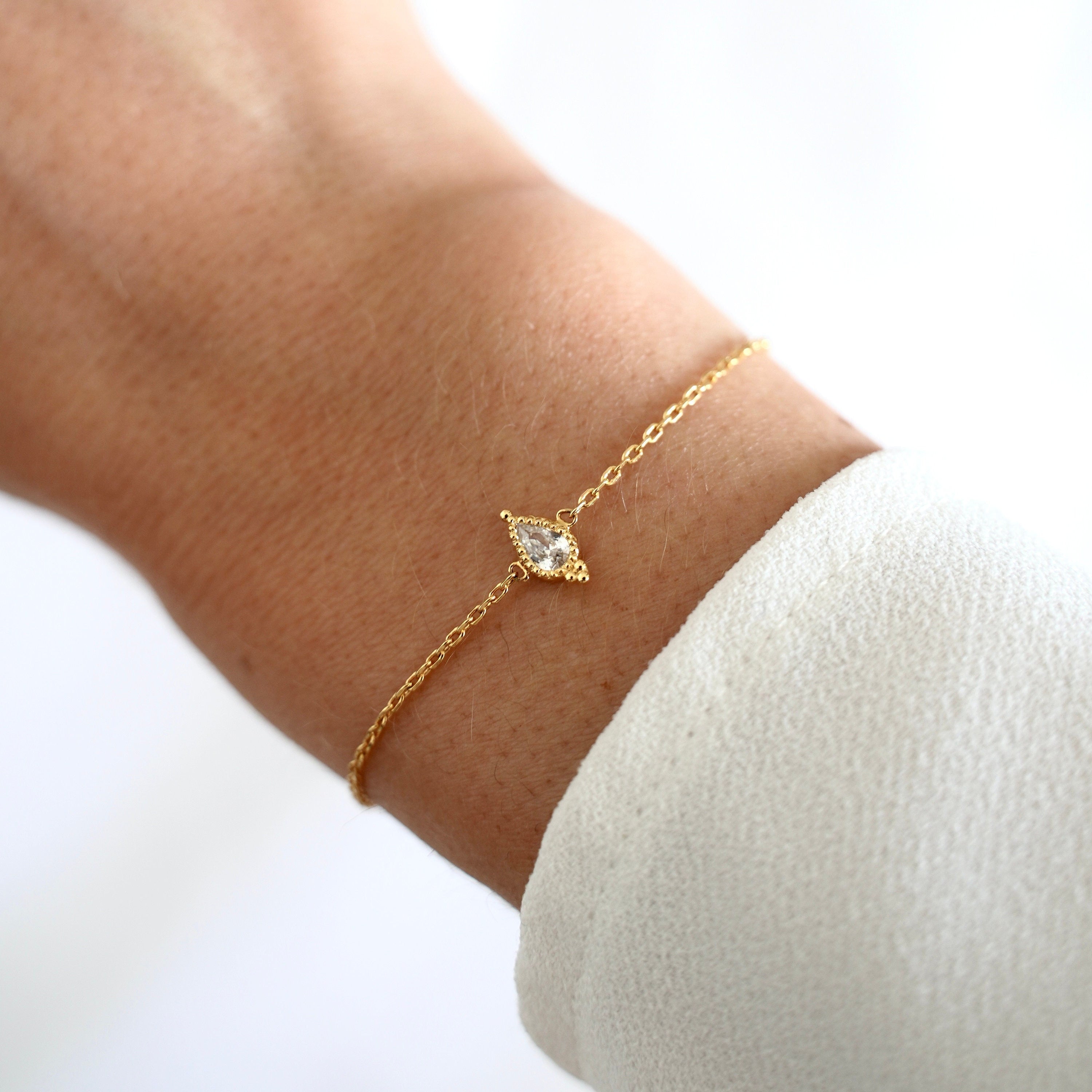 Bracelet femme plaqué or goutte zircon brilliant effet diamant chaine fine / Bracelet fin minimaliste