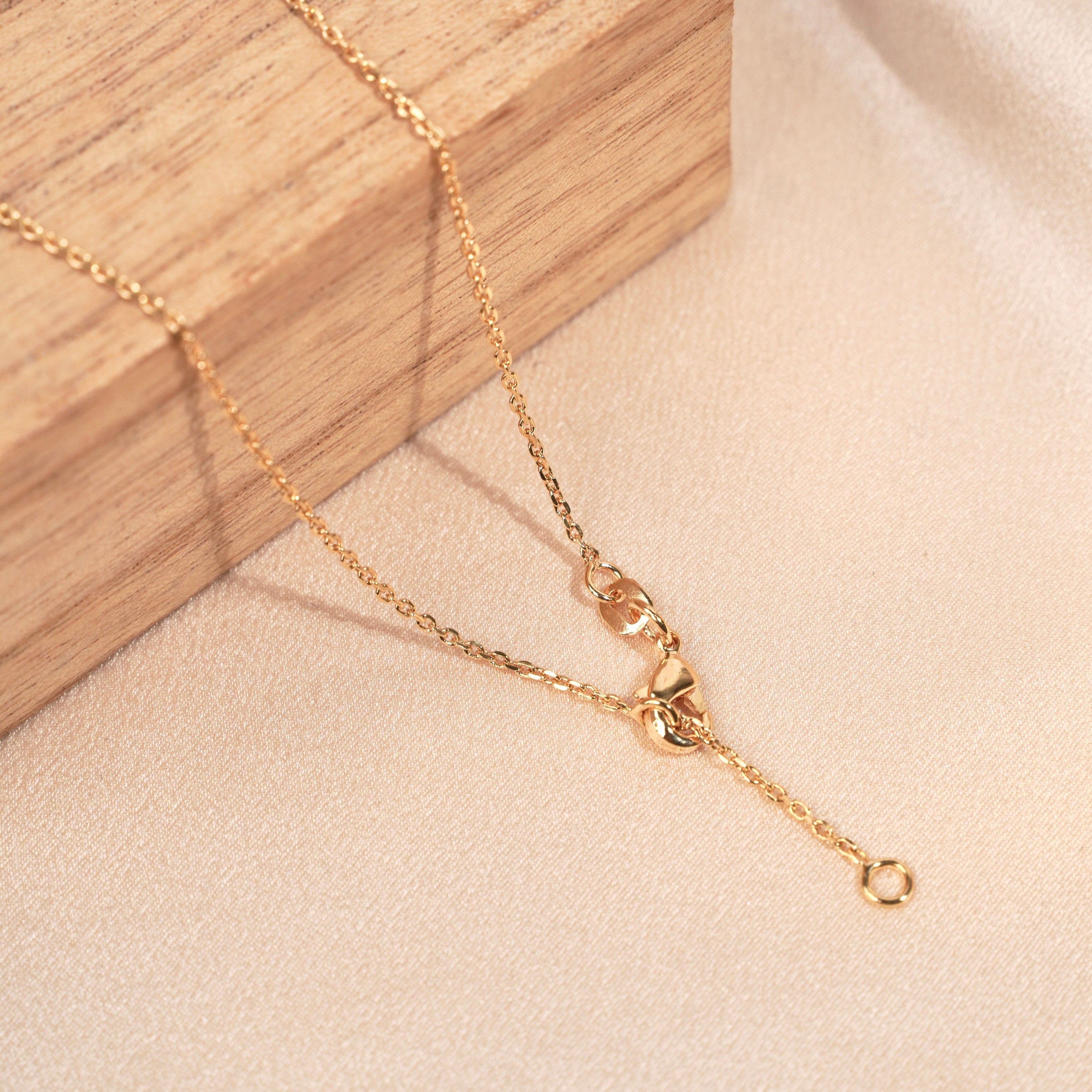 Collier plaqué or 18 carats pendentif rond oxyde de zirconium / Cadeau femme