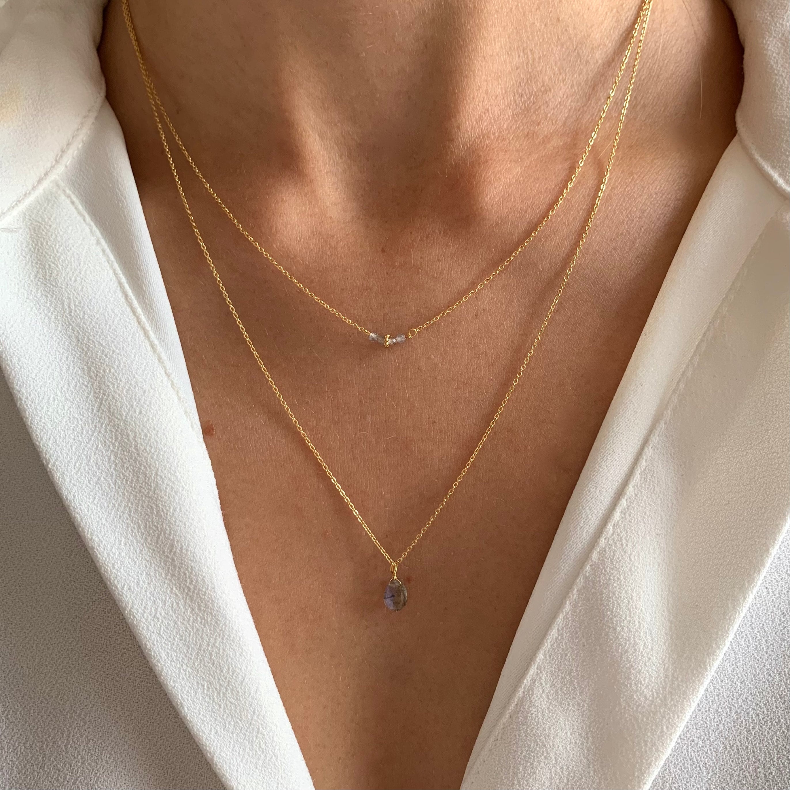 Collier fin double rang perles grises labradorite / Collier femme acier inoxydable pendentif goutte pierre naturelle