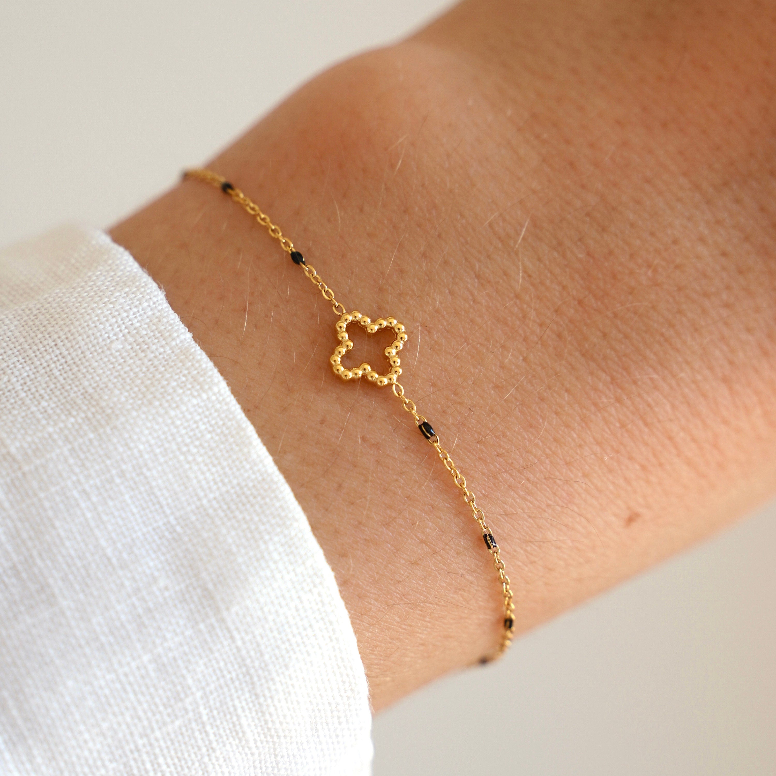 Bracelet fin acier inoxydable trèfle