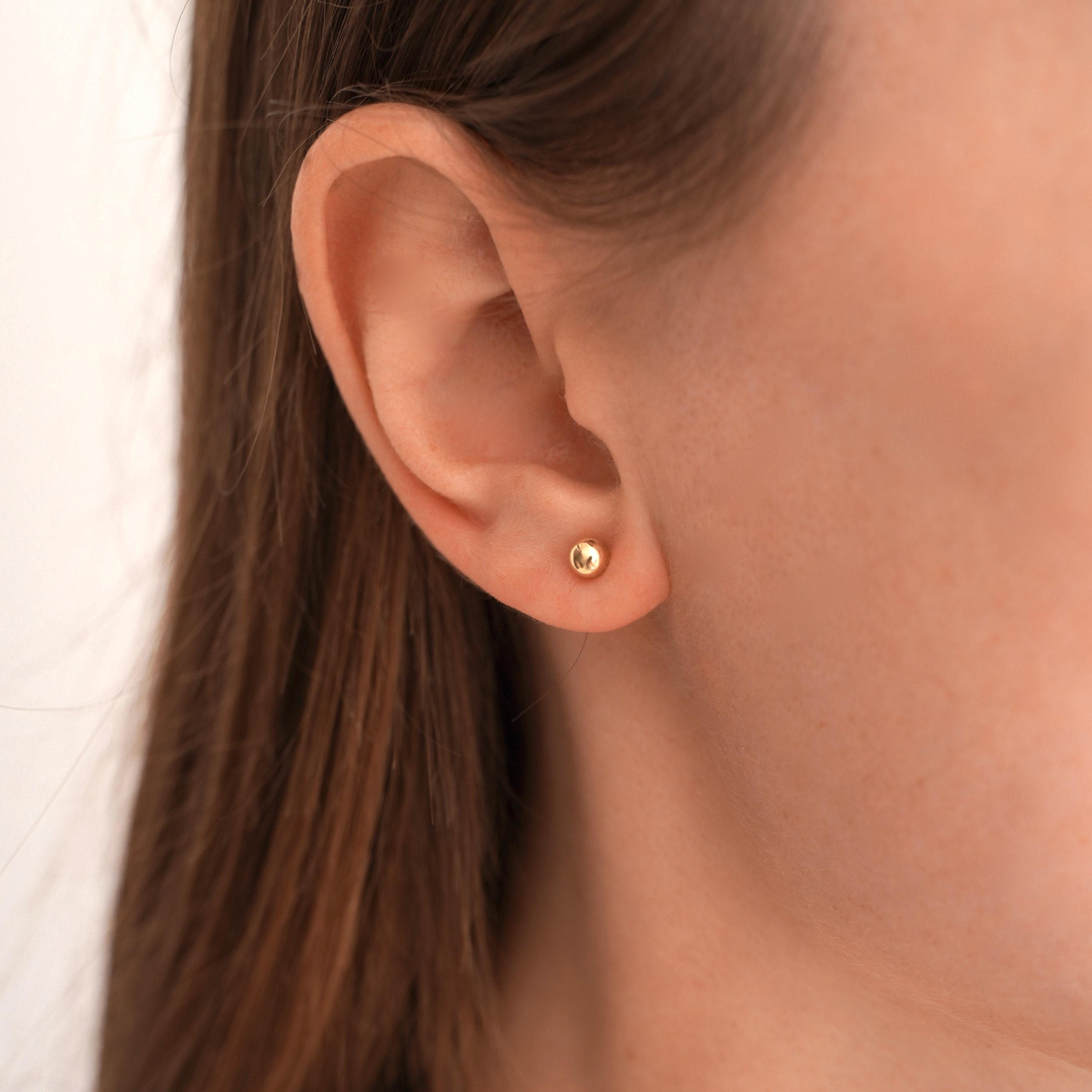 Boucles d'oreille plaqué or boule / Boucles d'oreille femme minimaliste bille
