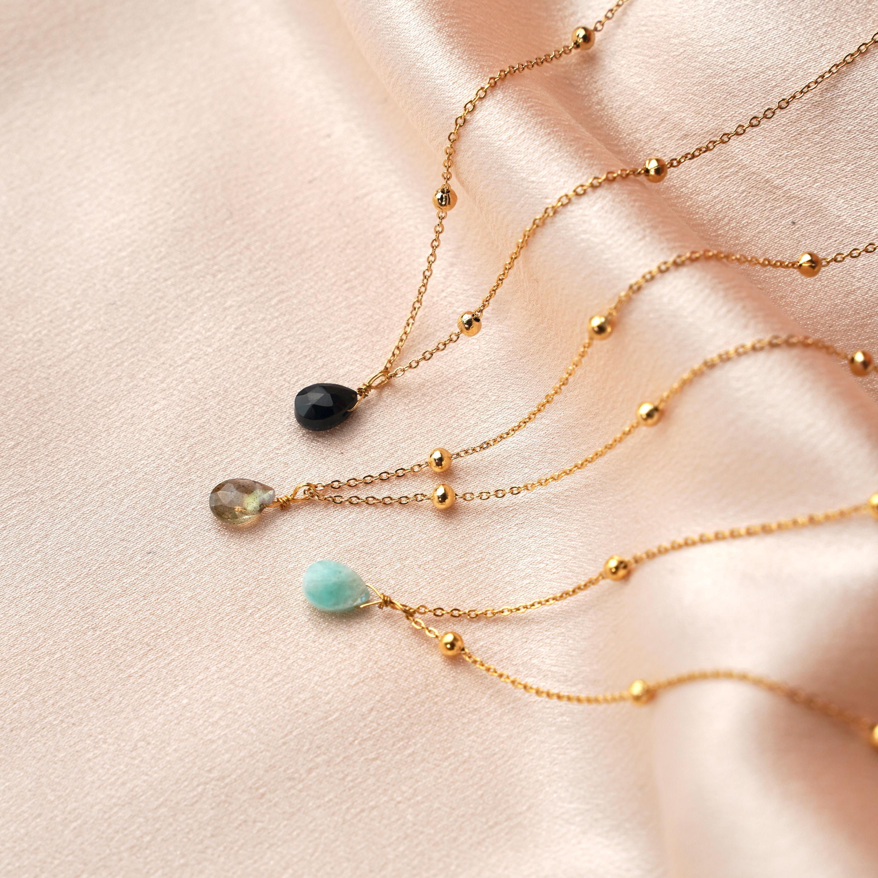 Collier fin pendentif goutte pierre bleue Lapis Lazuli / Collier femme minimaliste chaine acier inoxydable