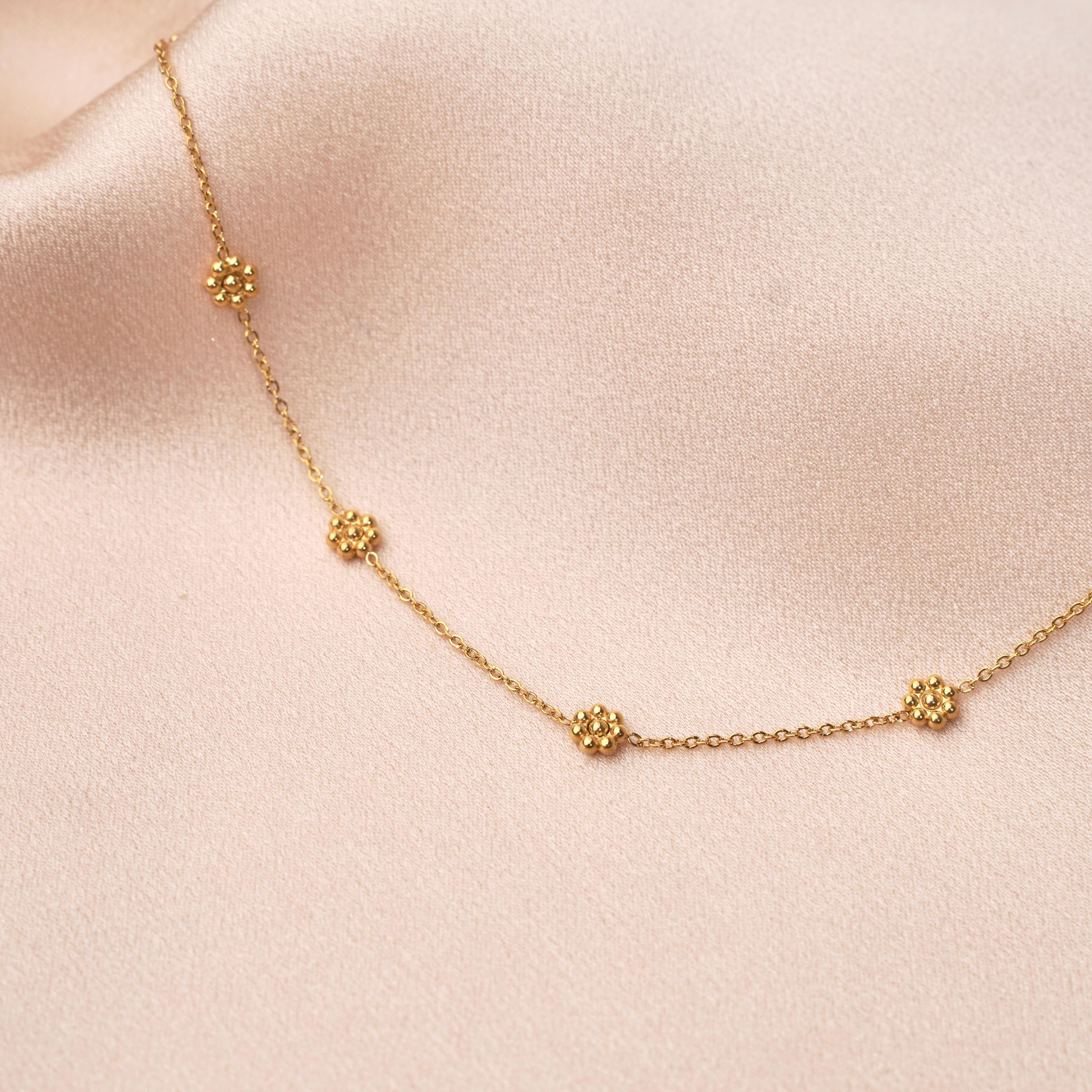 Collier acier inoxydable pendentif fleur / Collier femme fin chaine fine fleurs