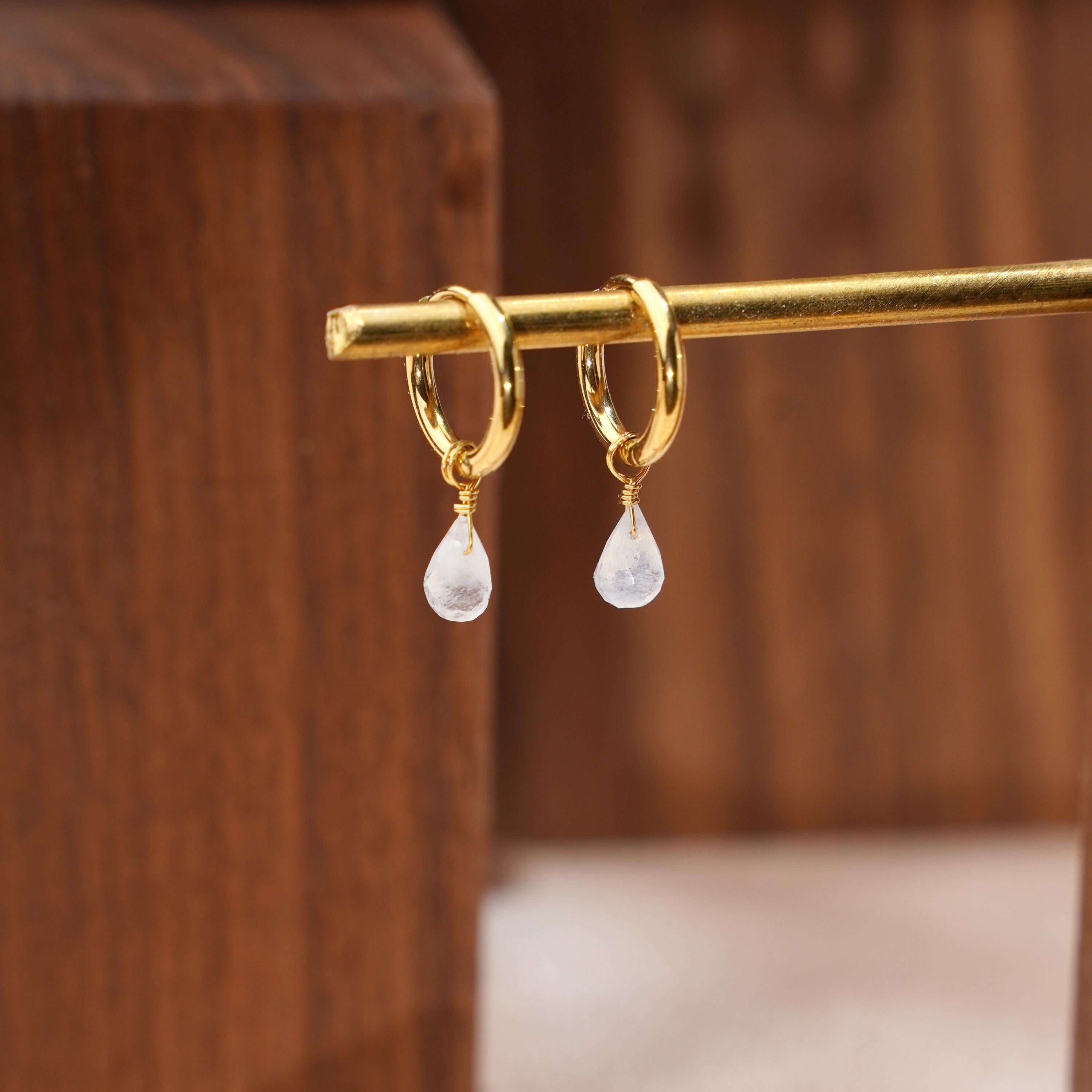 Boucles d'oreilles acier inoxydable mini créoles pendantes goutte cristal brilliant / Dormeuses pierre
