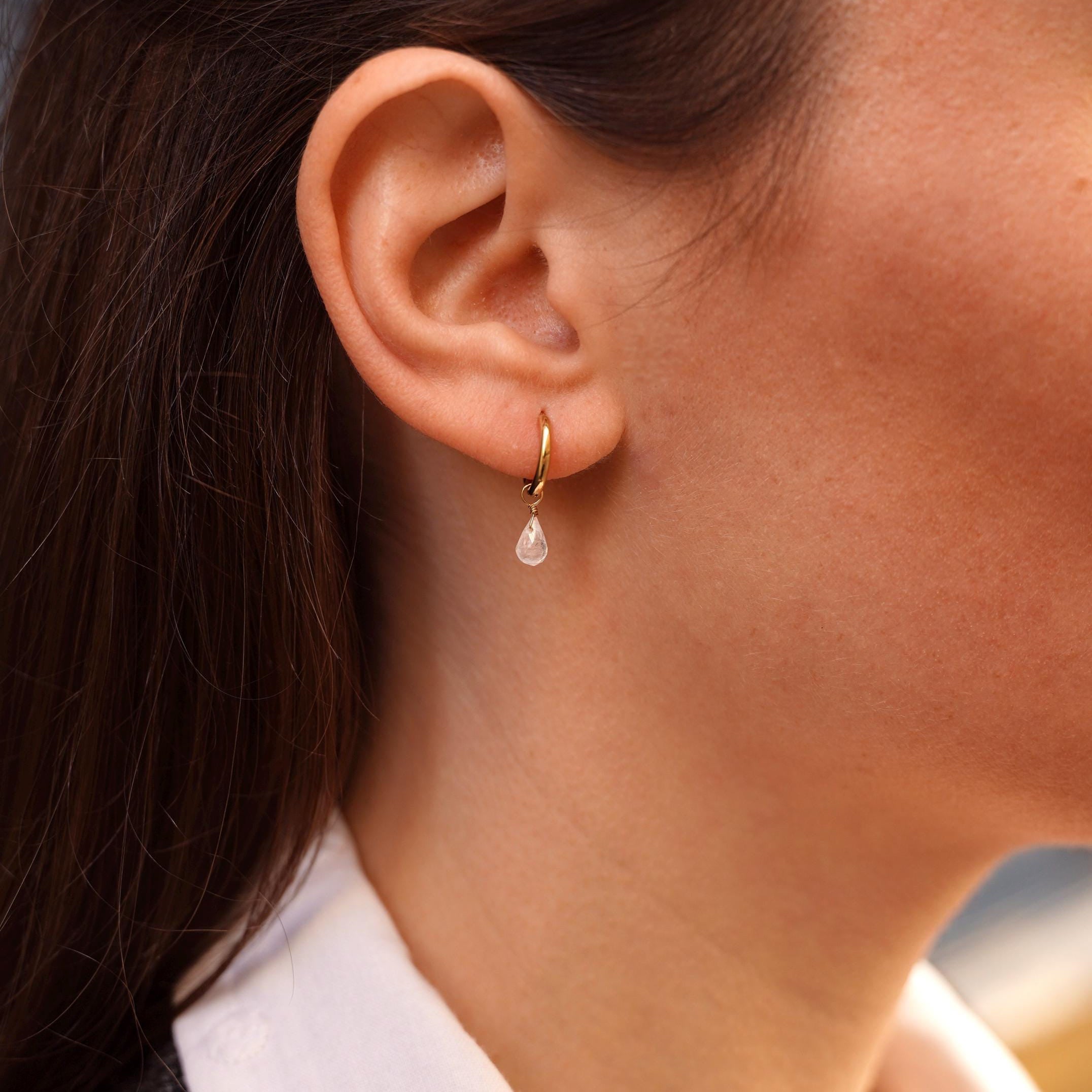 Boucles d'oreilles acier inoxydable mini créoles pendantes goutte cristal brilliant / Dormeuses pierre