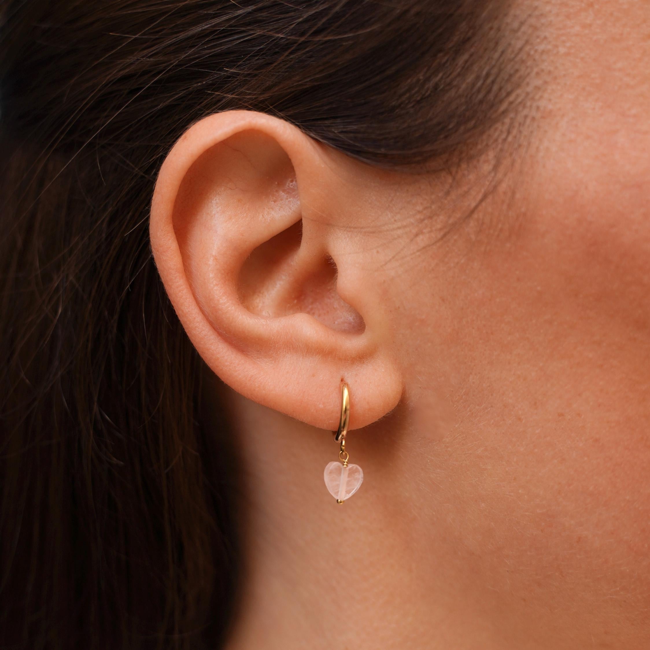 Boucles d'oreilles coeur en quartz rose / Mini créoles pendantes en acier inoxydable et pierre naturelle