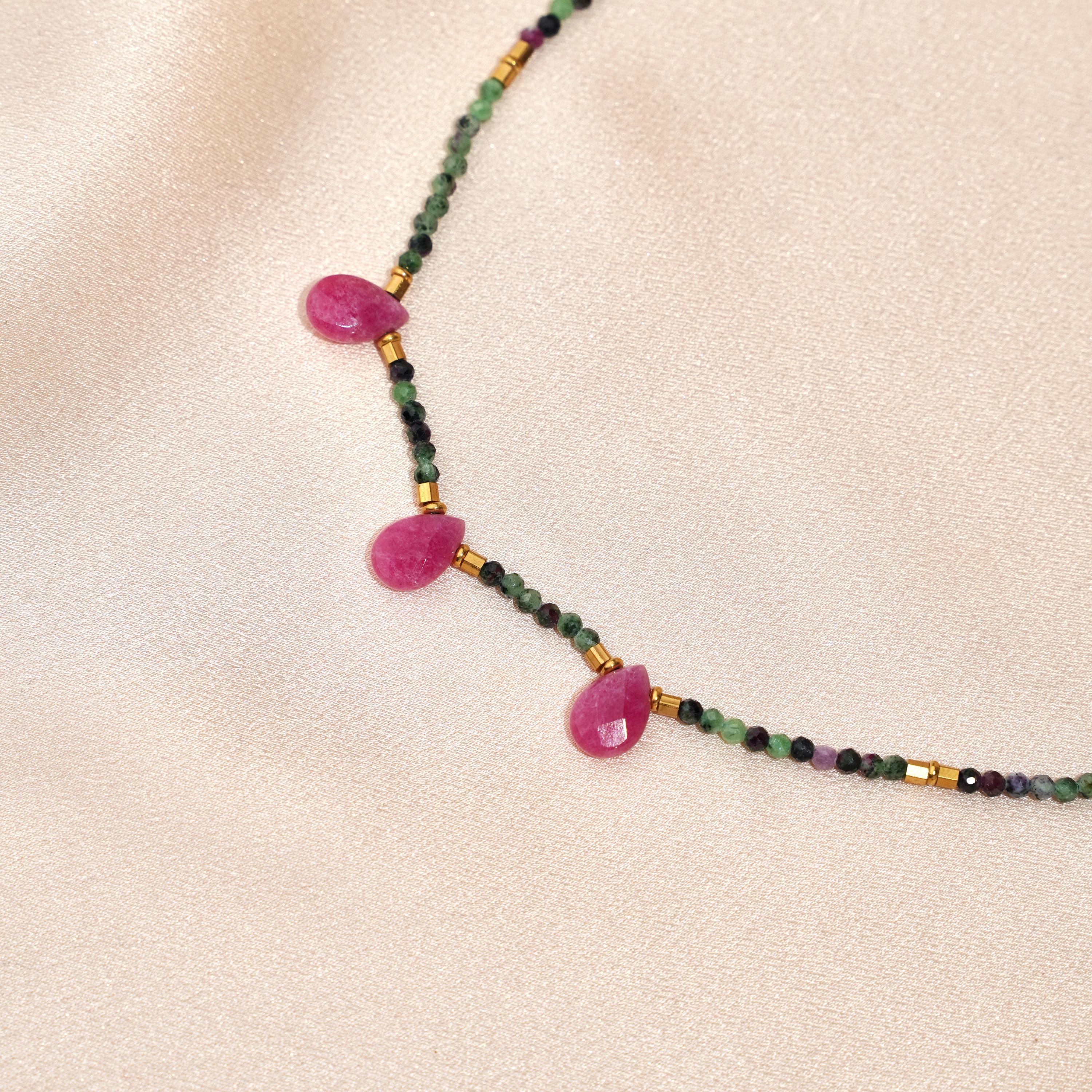 Collier pierre naturelle Rubis zoisite / Collier femme perles vertes et rose, pierre en forme de goutte
