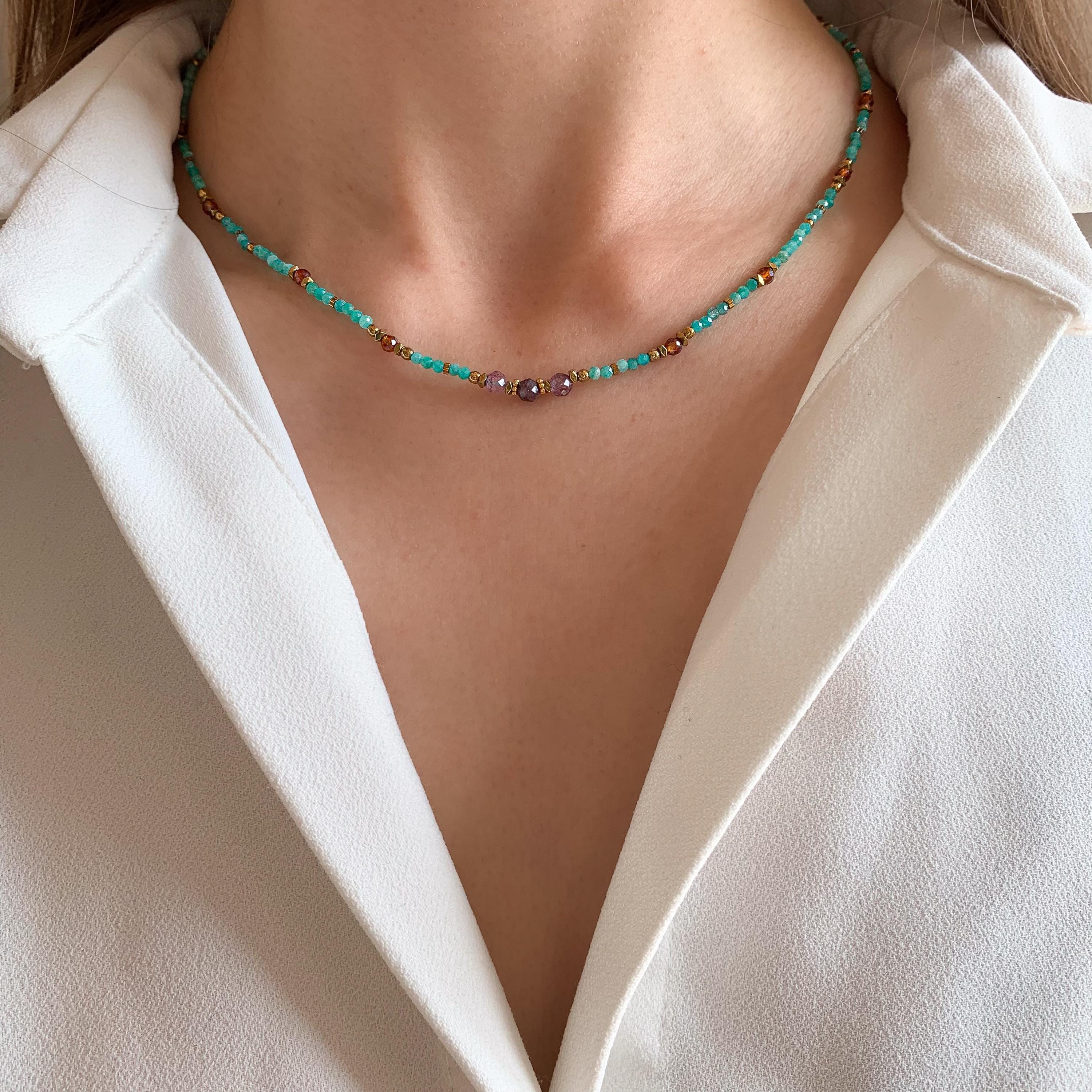 Collier de perles bleu turquoise et violette en amazonite et améthyste