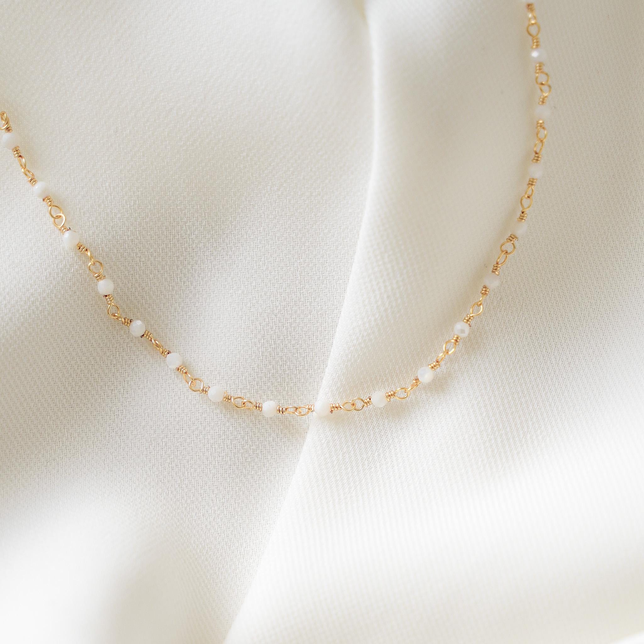Collier pierre naturelle agate blanche / Collier femme chaine perles acier inoxydable