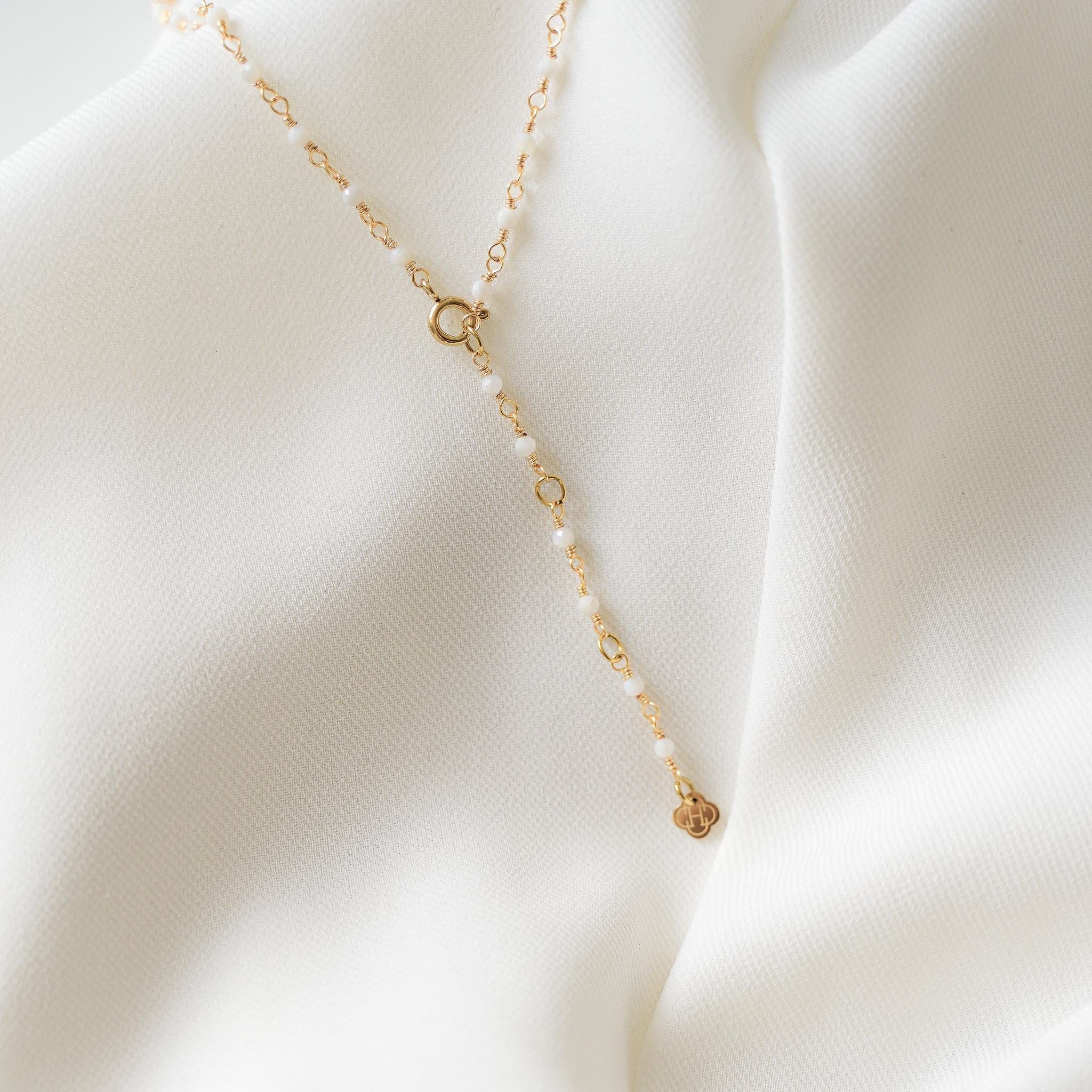 Collier pierre naturelle agate blanche / Collier femme chaine perles acier inoxydable