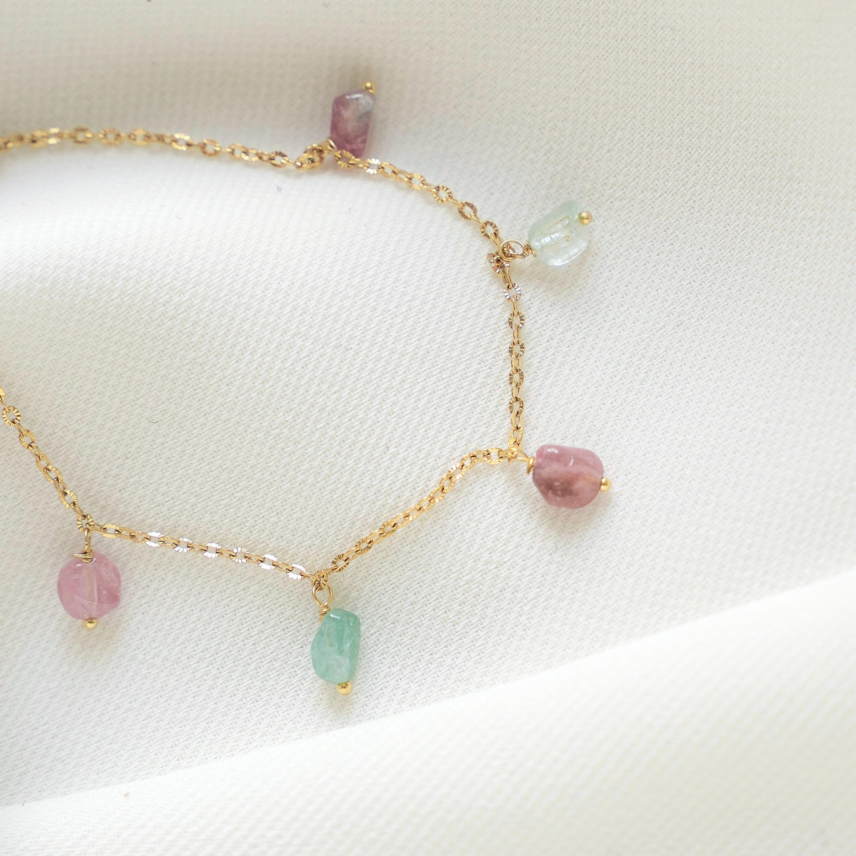 Bracelet fin pierre tourmaline rose verte / bracelet femme perles roses vertes pendentif
