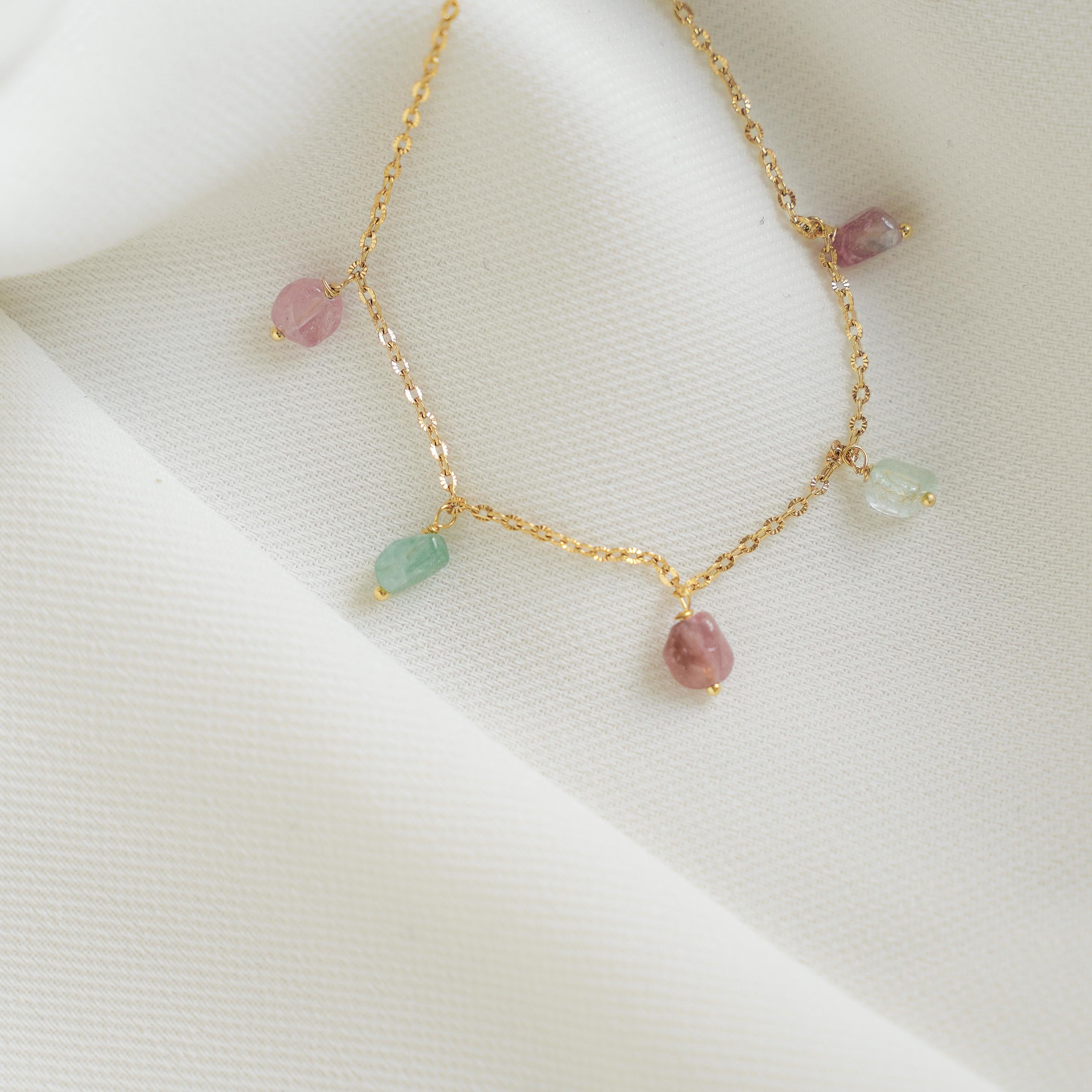Bracelet fin pierre tourmaline rose verte / bracelet femme perles roses vertes pendentif