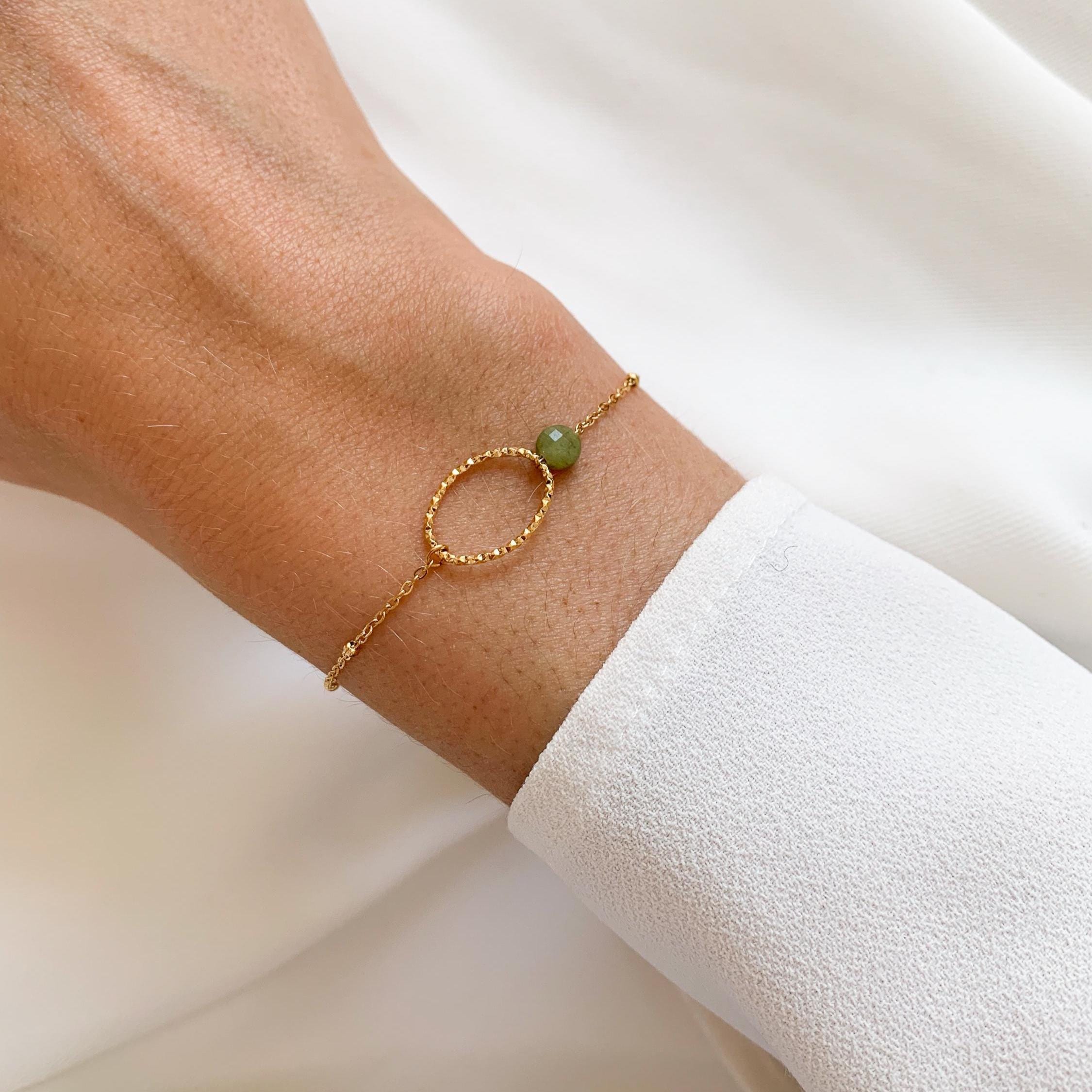 Bracelet acier inoxydable pierre naturelle verte serpentine / Bracelet anneau ovale doré chaine fine perle verte
