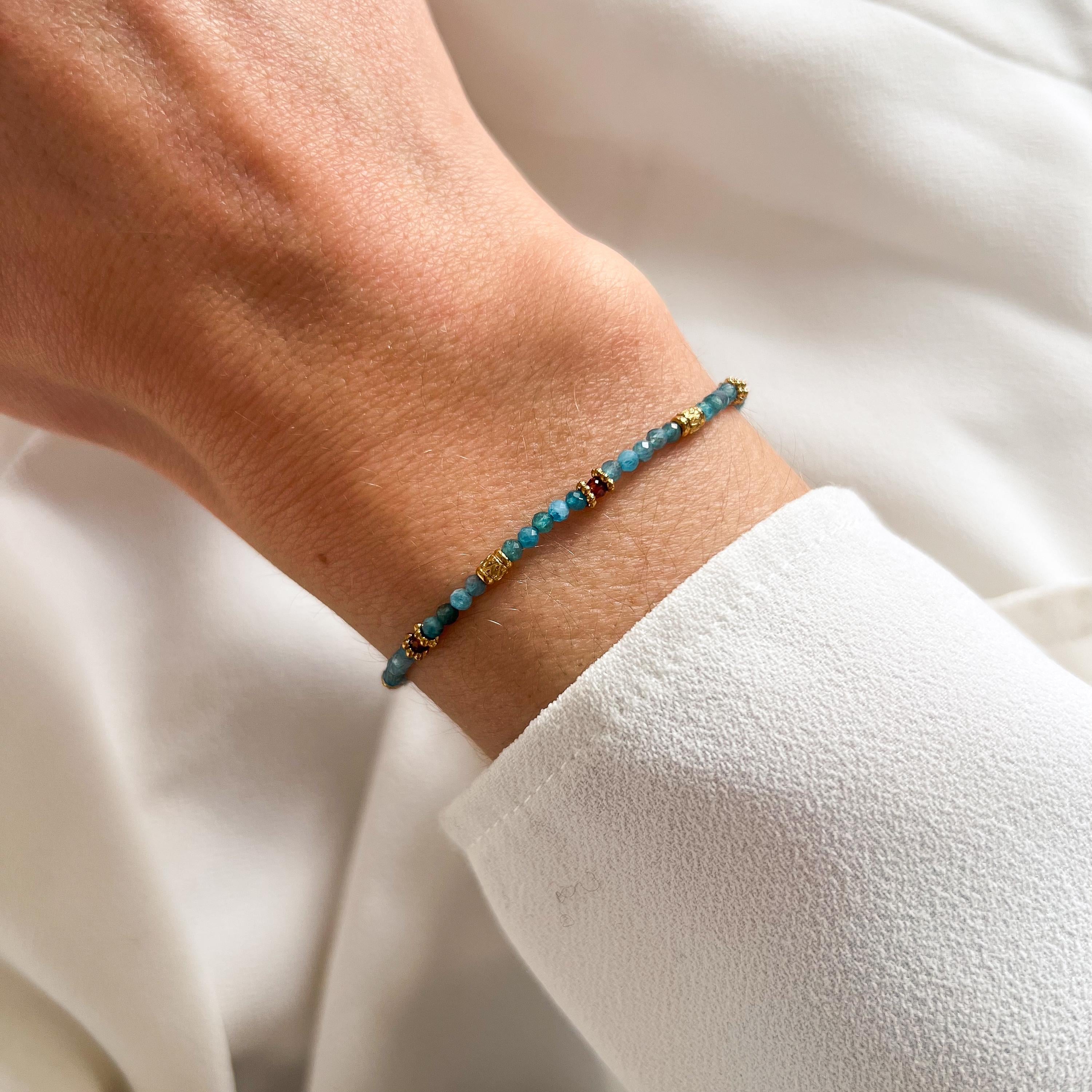 Bracelet perles en pierre naturelle apatite / bracelet femme perles bleues